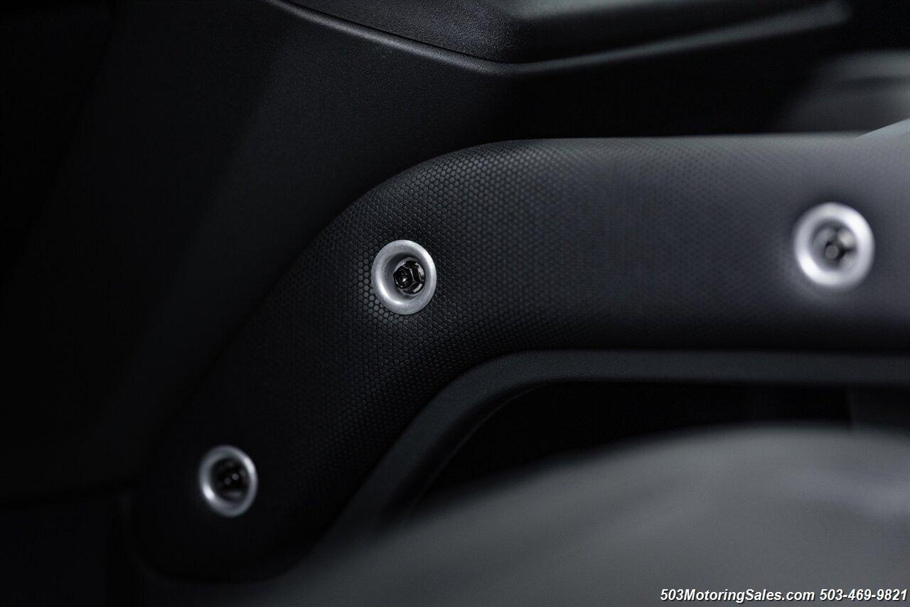 2024 Land Rover Defender 90 Urban Widetrack