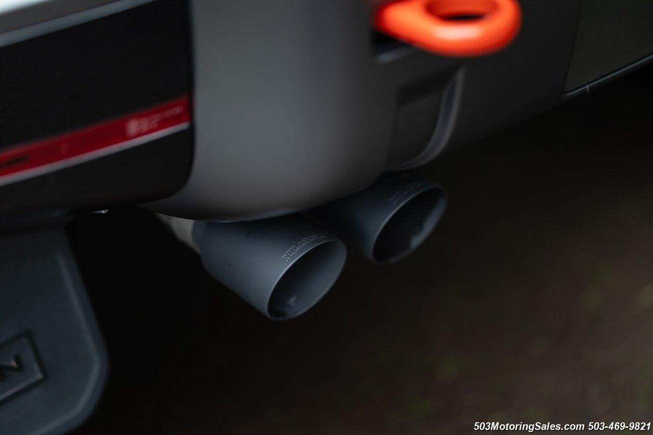 2024 Land Rover Defender 90 Urban Widetrack