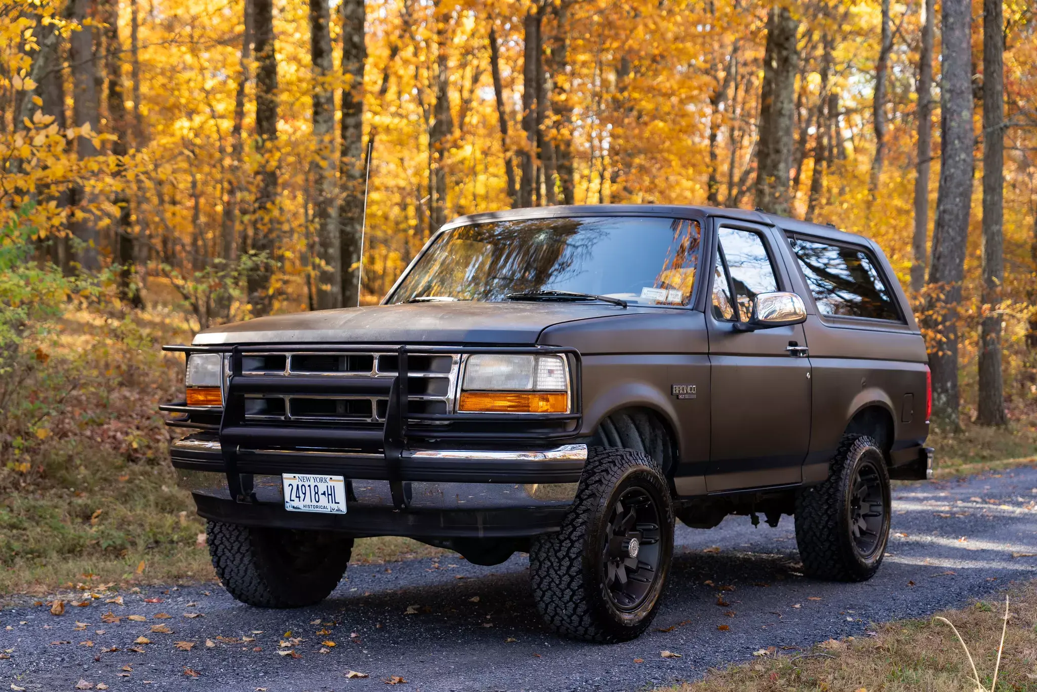 1994 Ford Bronco XLT 4×4-1