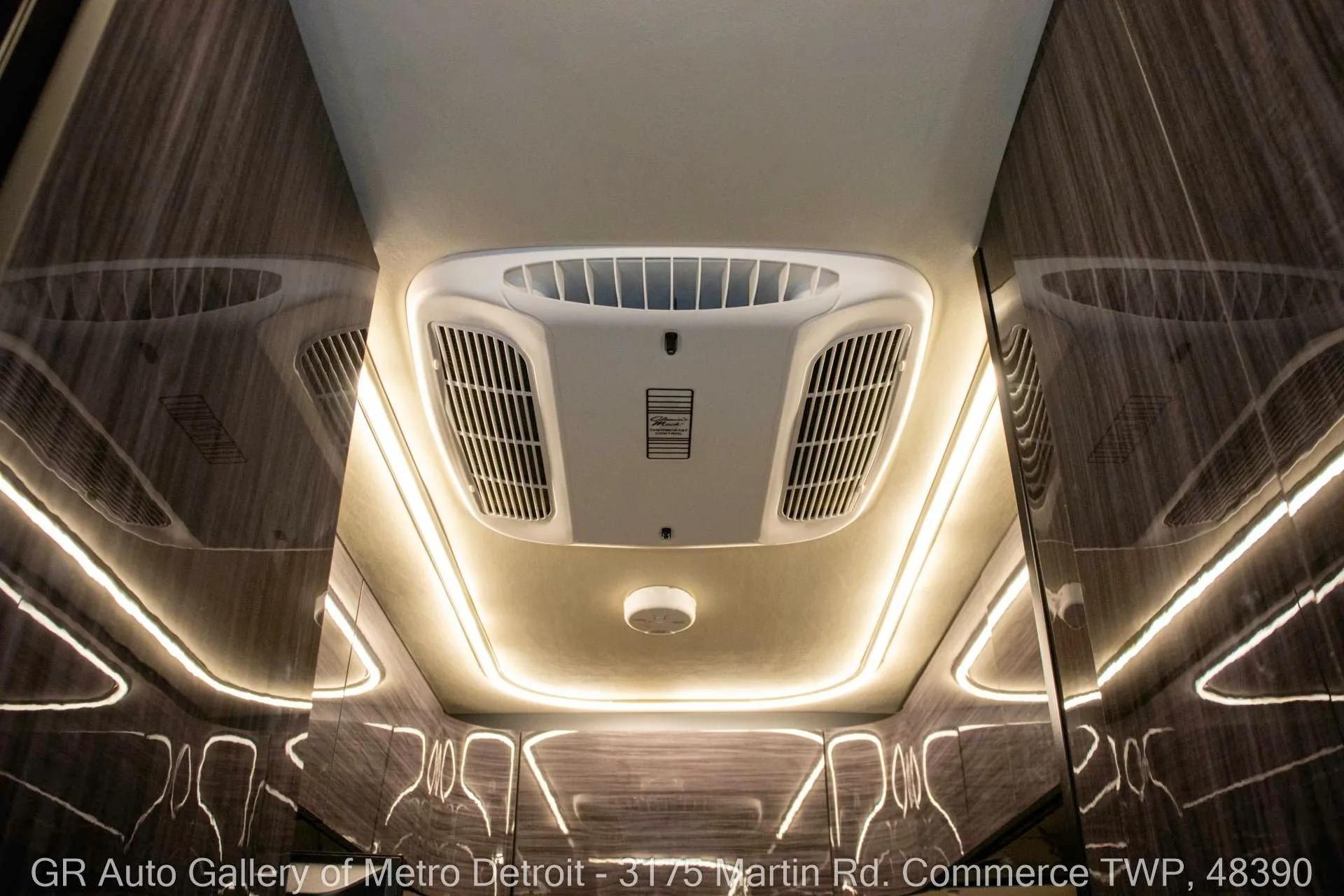 2022 Mercedes-Benz Sprinter 3500XD Camper