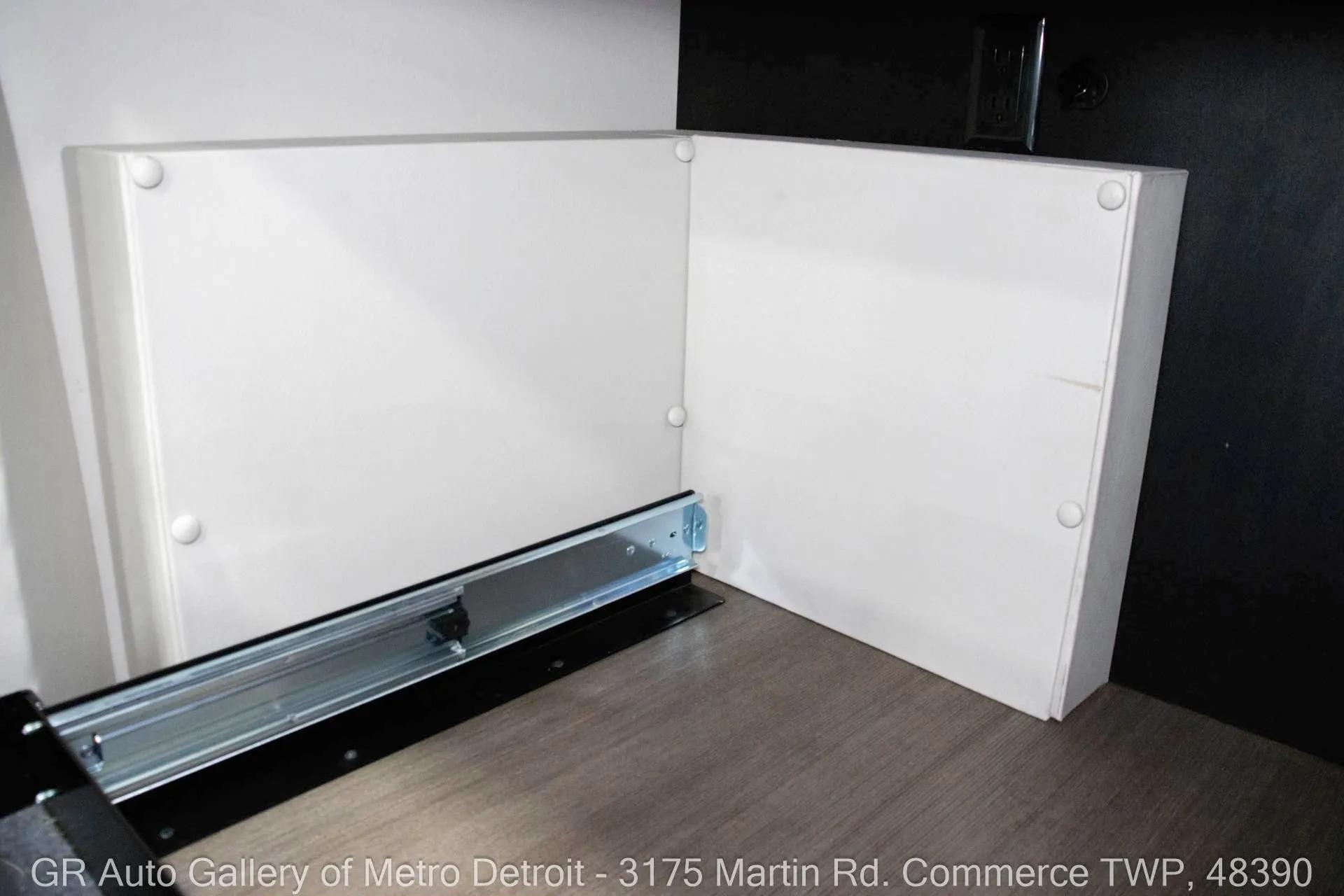 2022 Mercedes-Benz Sprinter 3500XD Camper