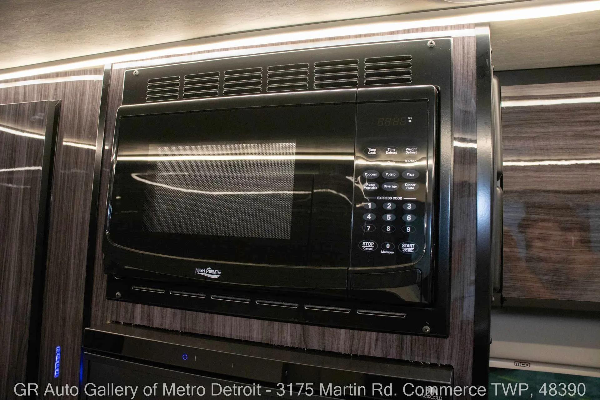 2022 Mercedes-Benz Sprinter 3500XD Camper