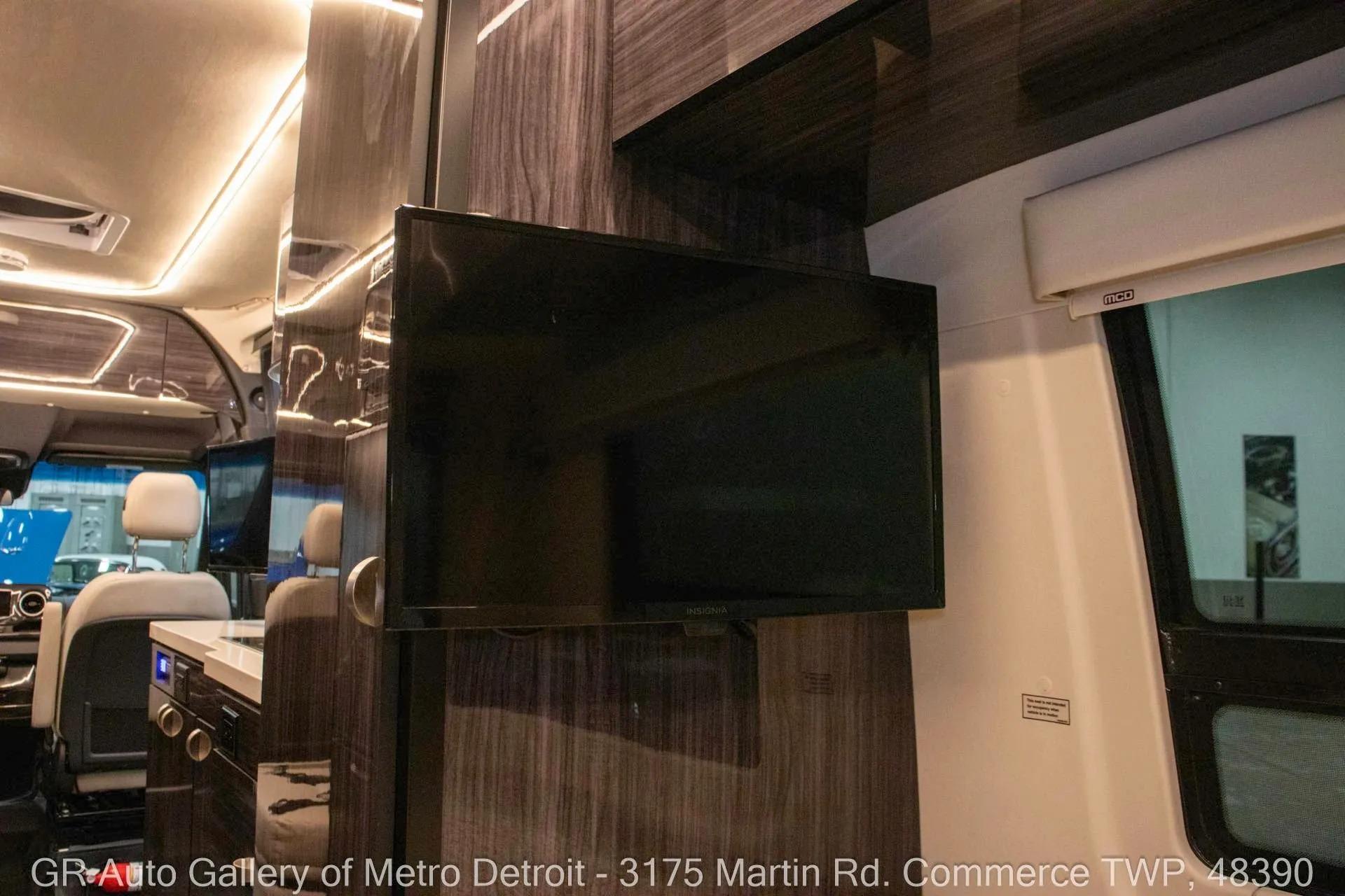 2022 Mercedes-Benz Sprinter 3500XD Camper