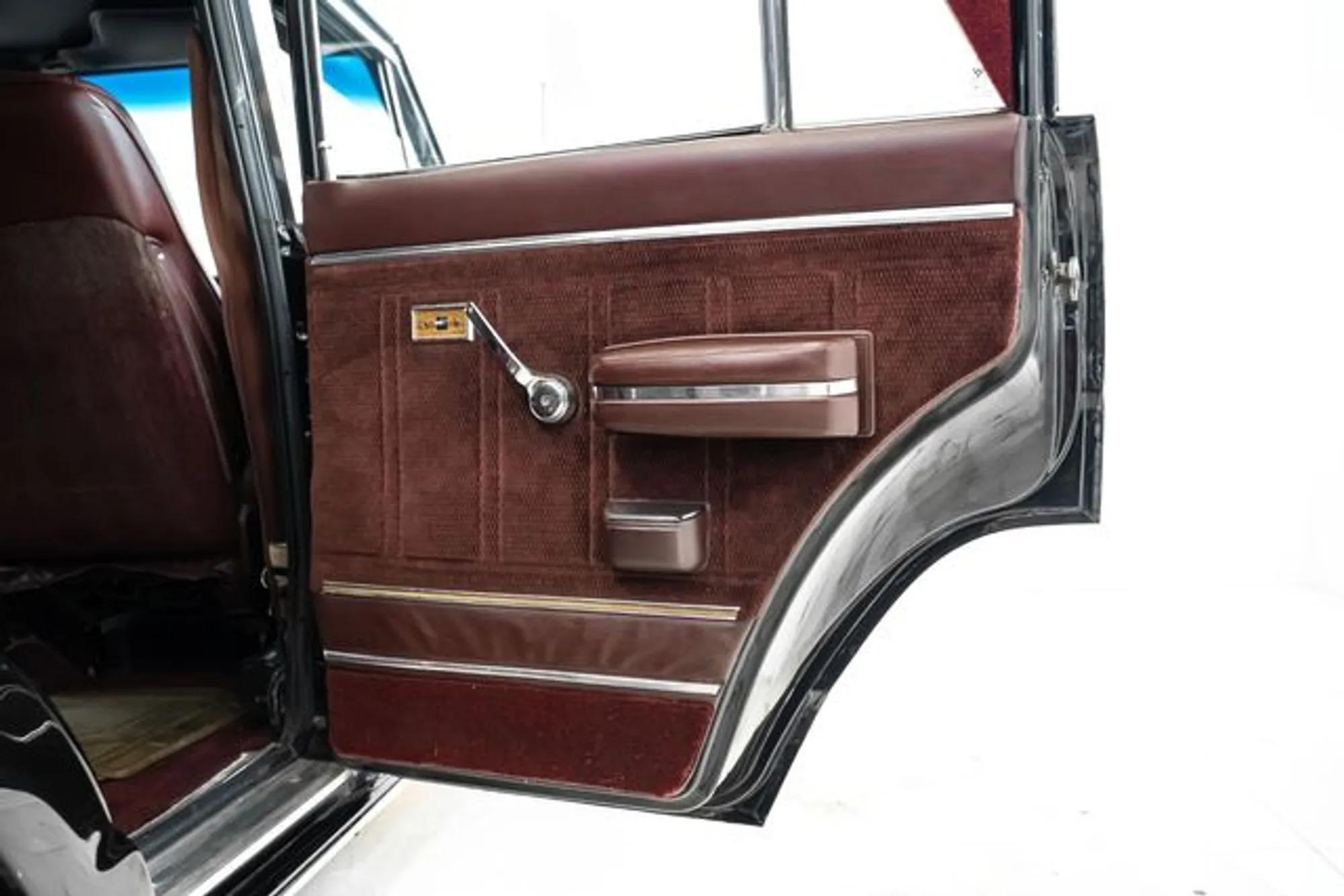 1987 Jeep Grand Wagoneer Ambassador Edition