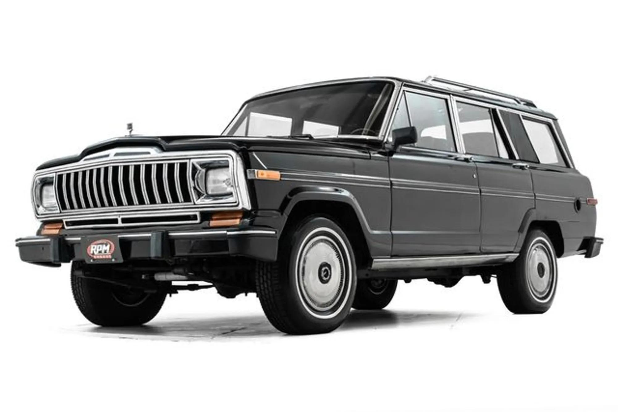 1987 Jeep Grand Wagoneer Ambassador Edition - 5