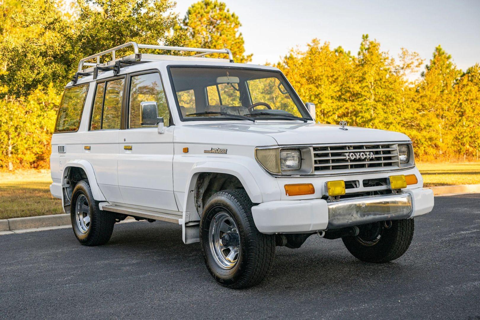  Toyota Land Cruiser