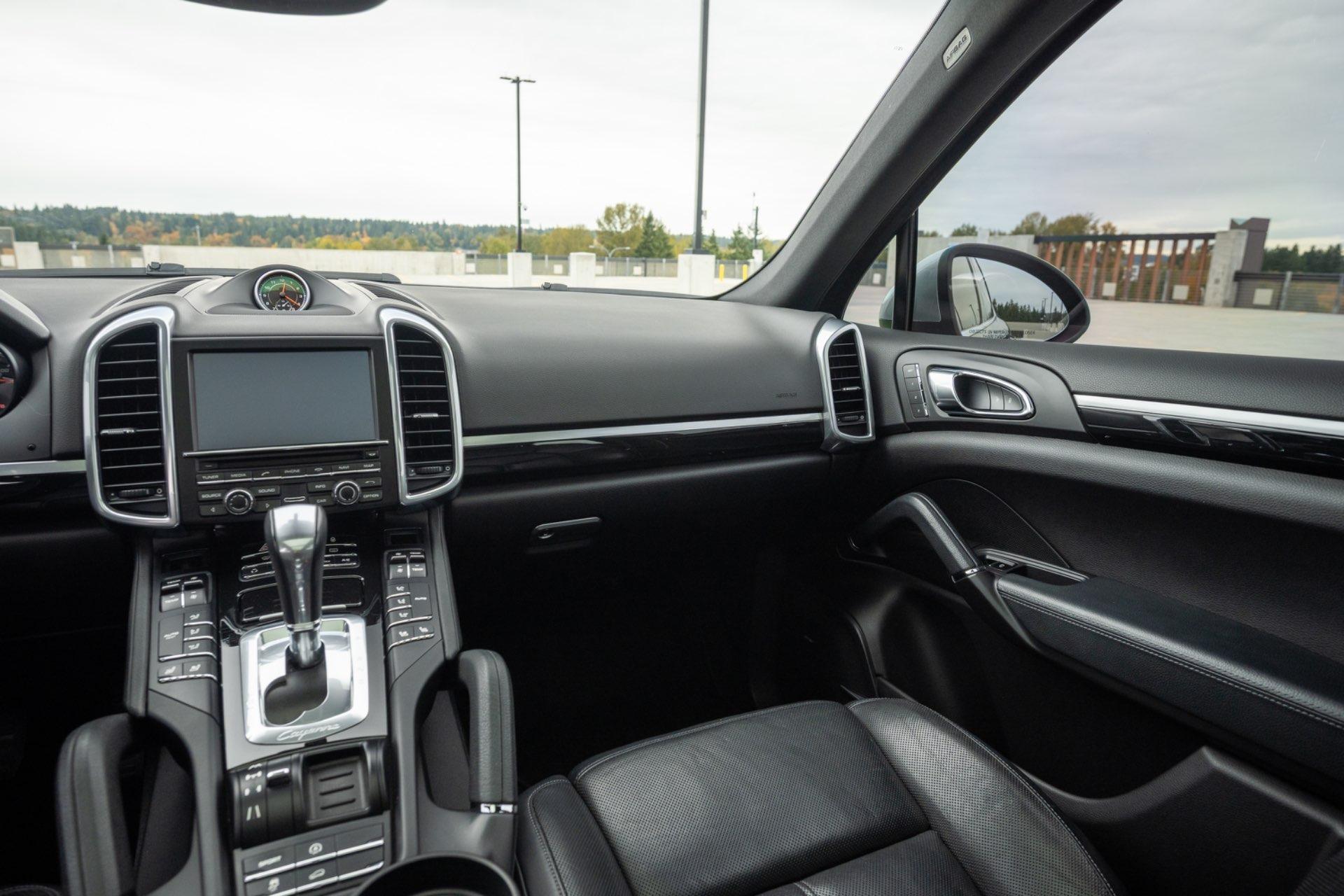 Modified 2013 Porsche Cayenne