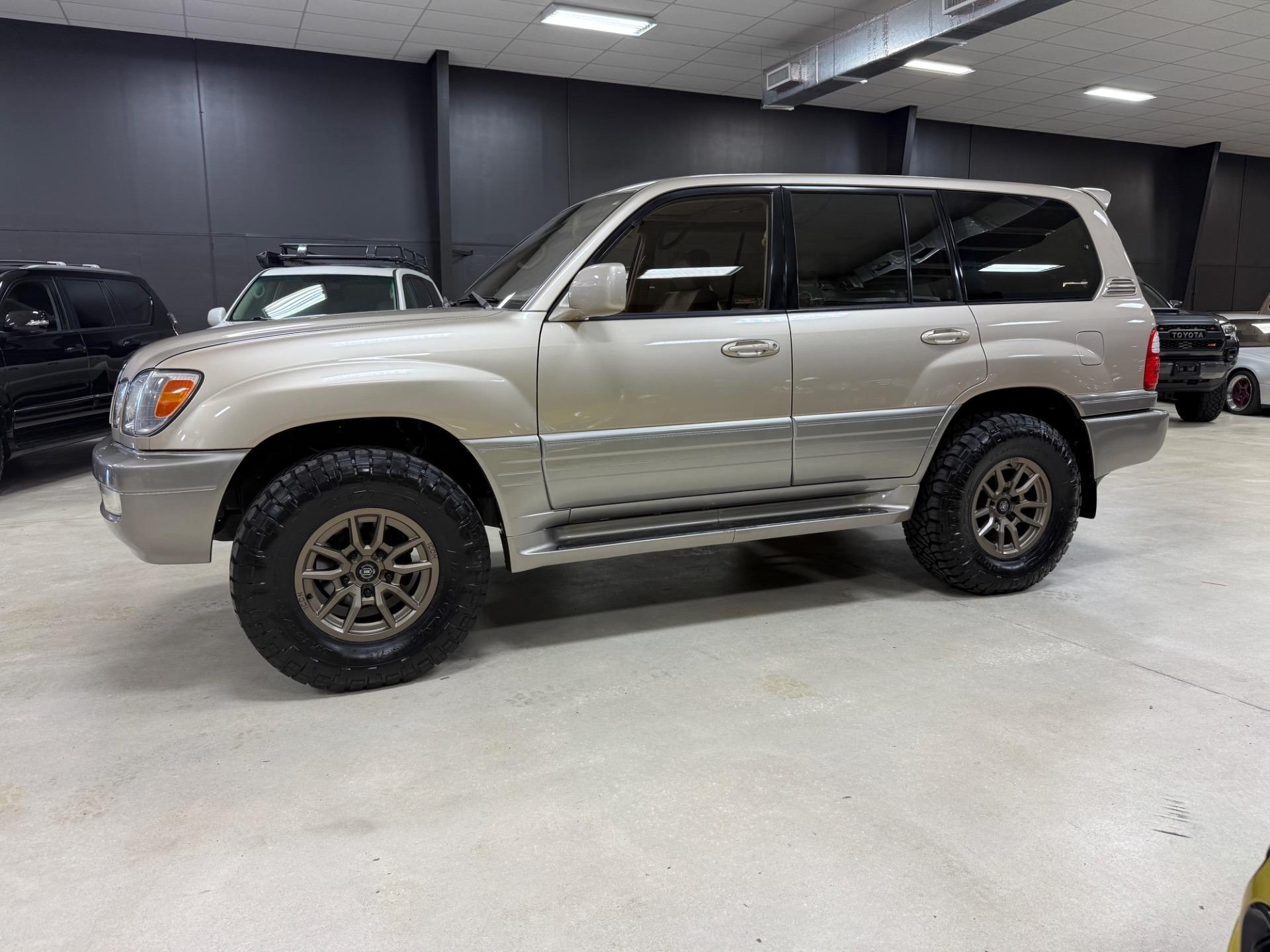 2000 Lexus LX 470