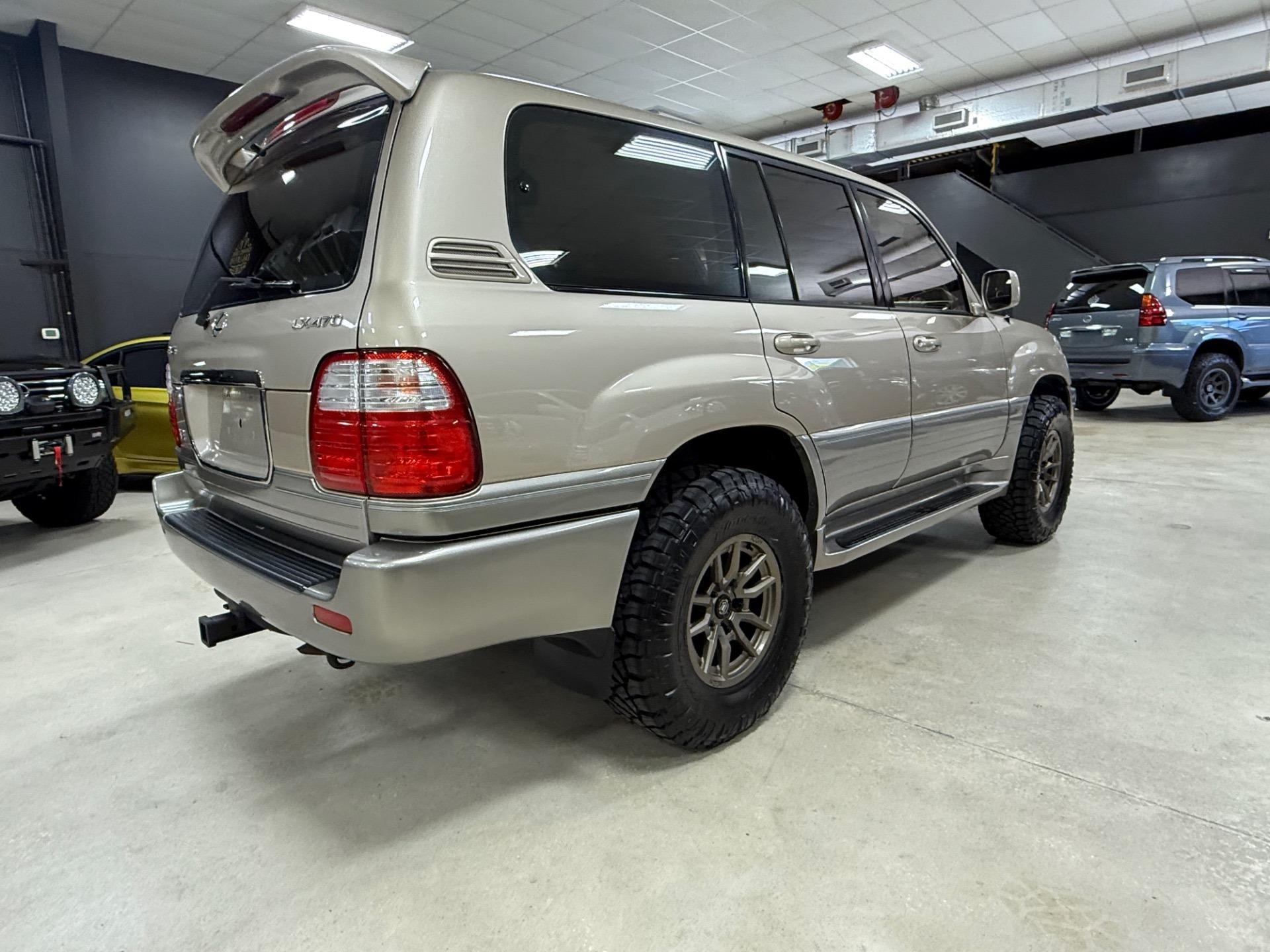 2000 Lexus LX 470
