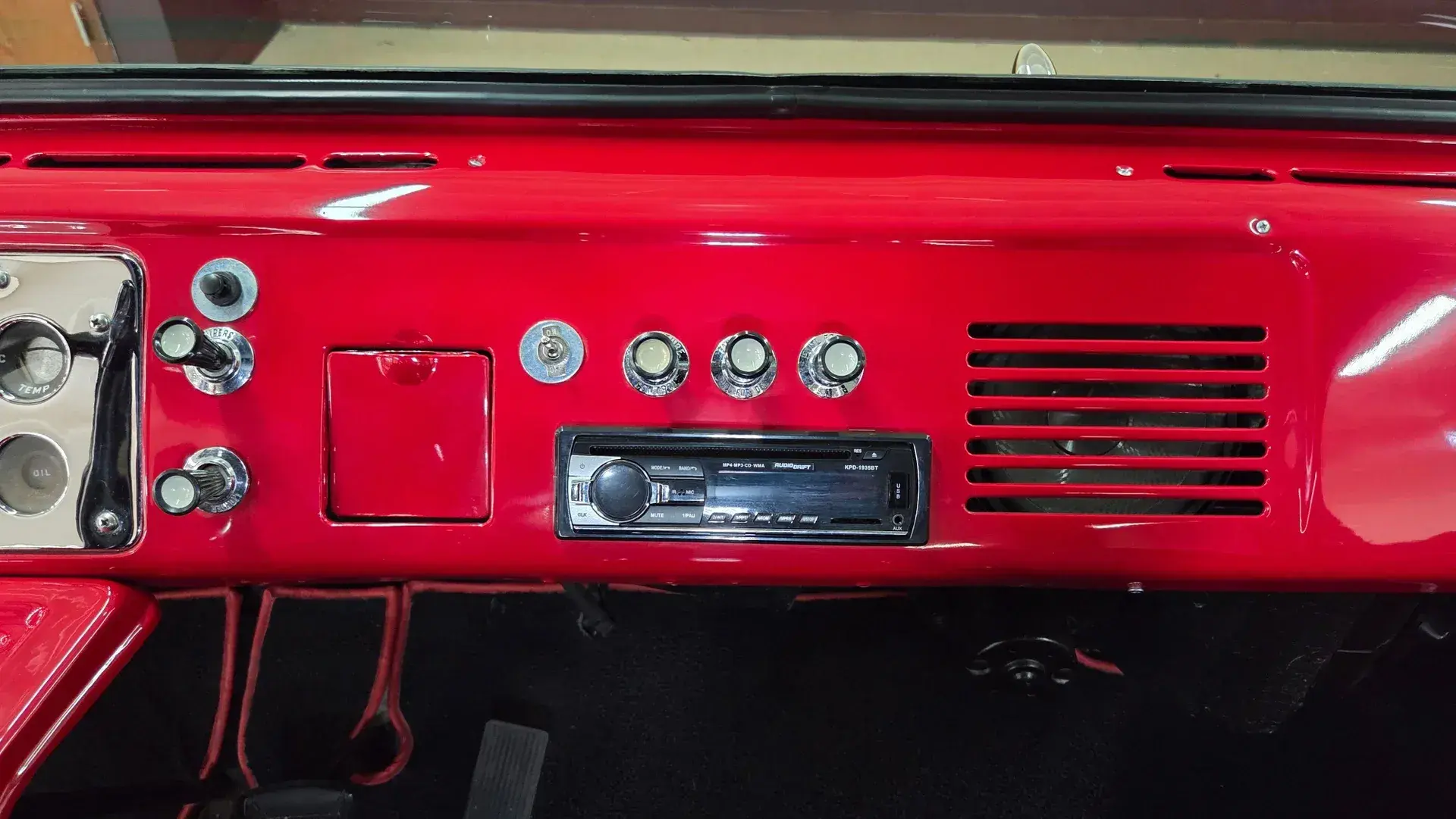 1965 Ford E100 Econoline