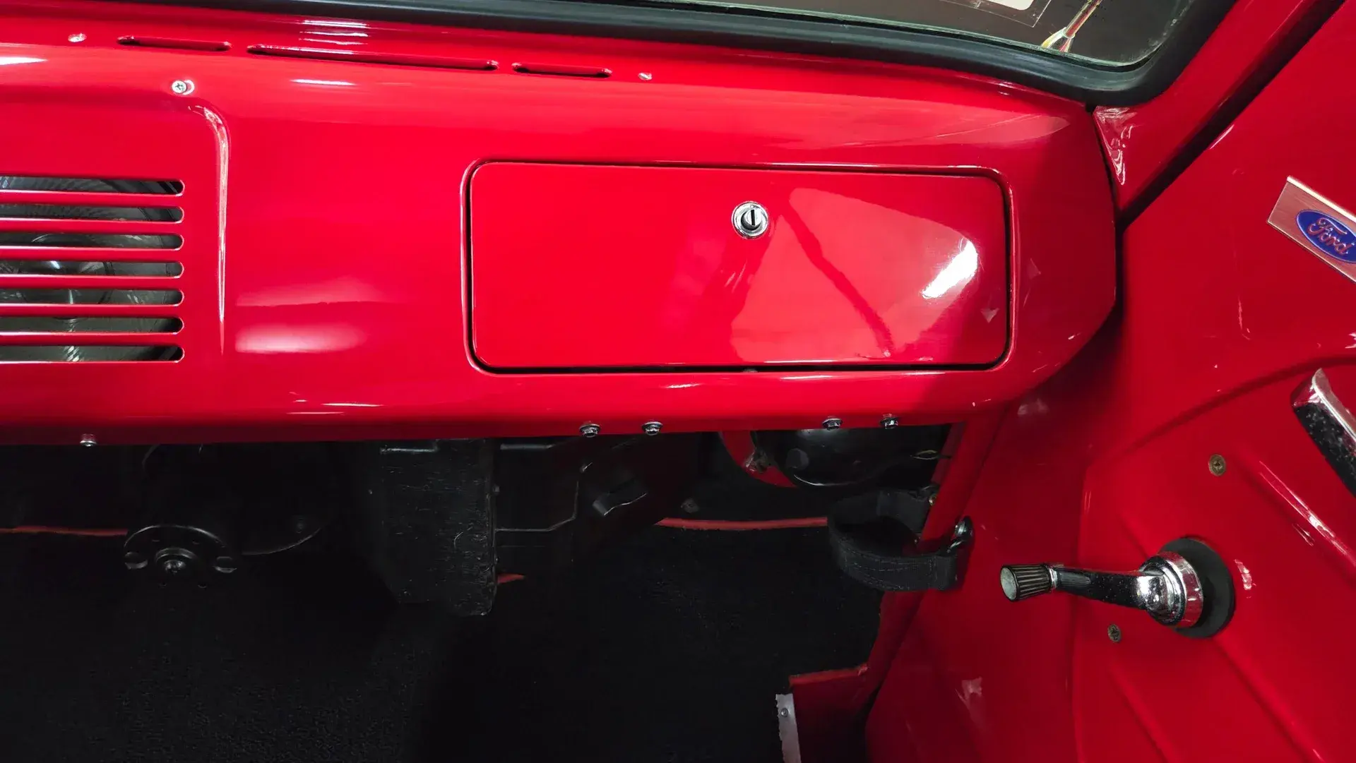 1965 Ford E100 Econoline