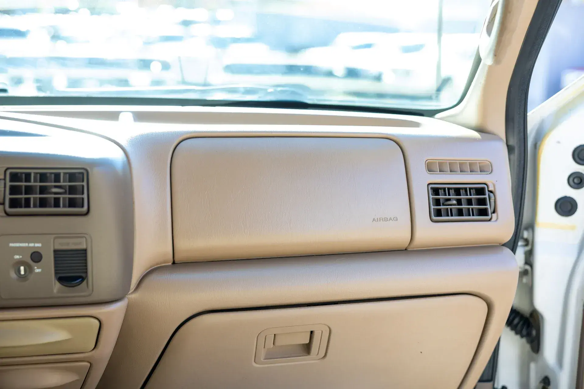 1999 Ford F-350 Lariat