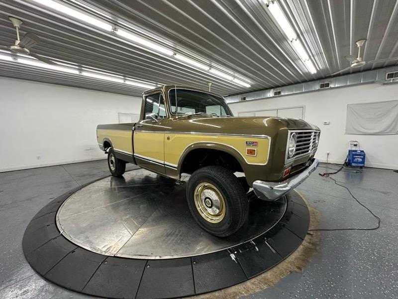 1973 International Harvester 1210 Camper Special