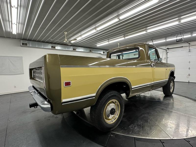1973 International Harvester 1210 Camper Special