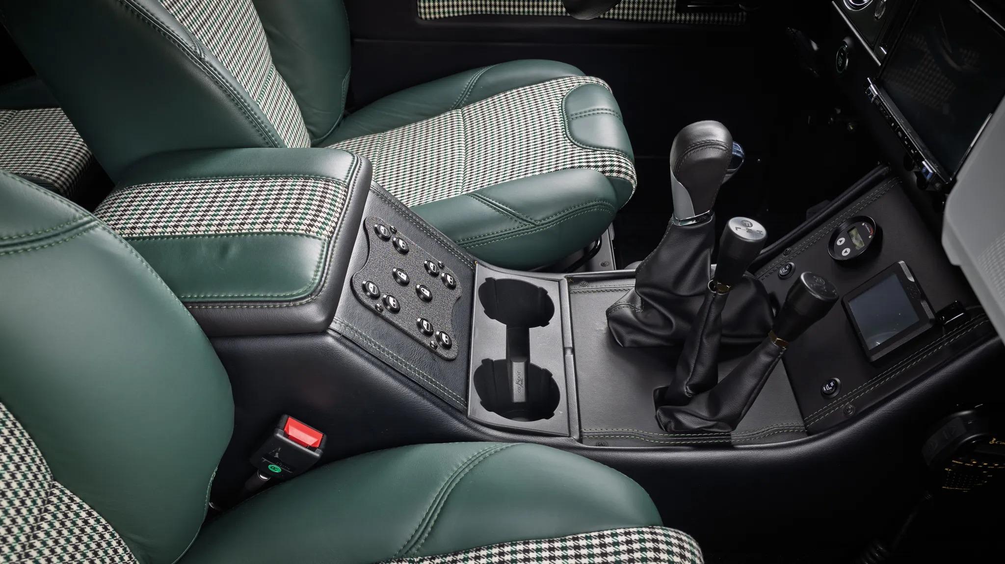 1987 Land Rover Defender