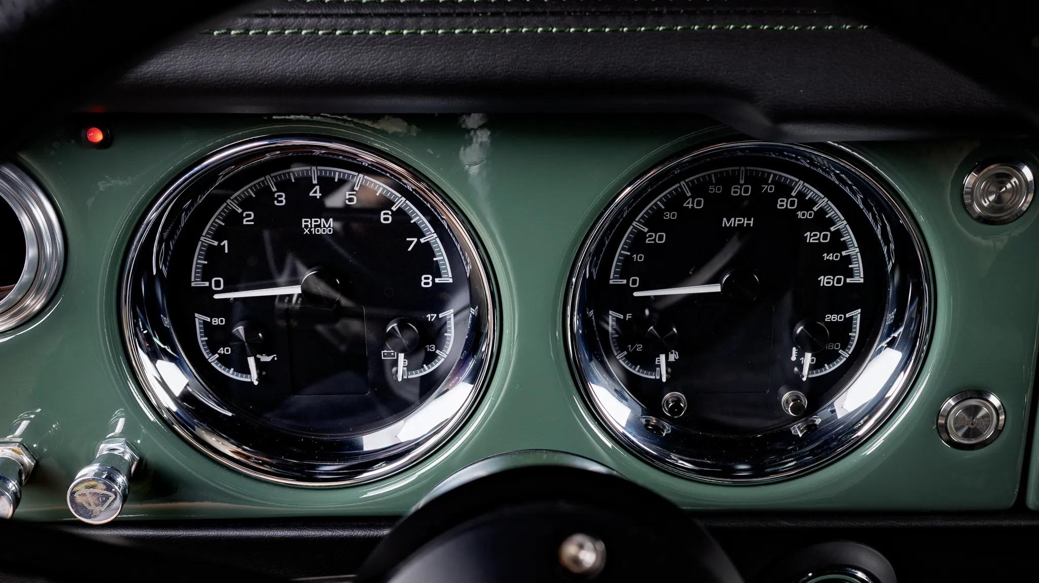 1987 Land Rover Defender