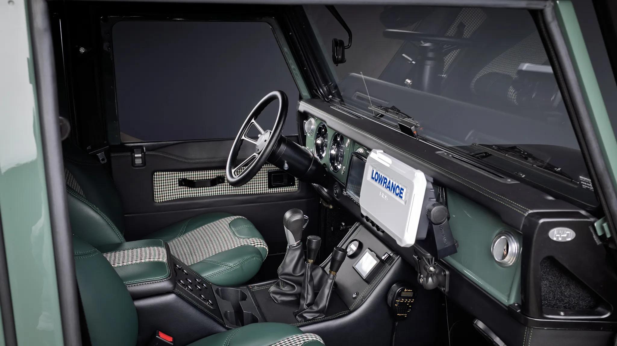 1987 Land Rover Defender