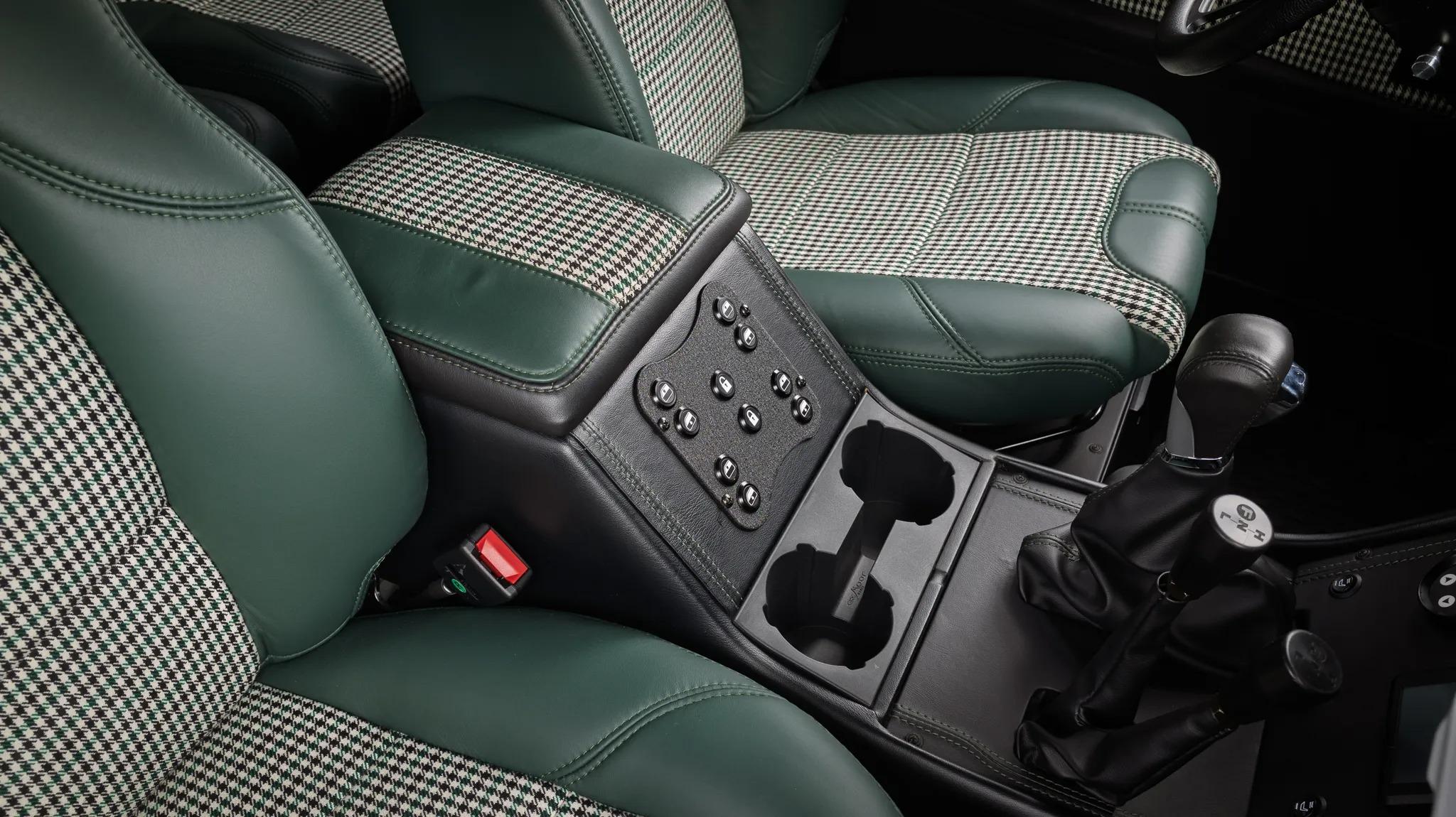 1987 Land Rover Defender