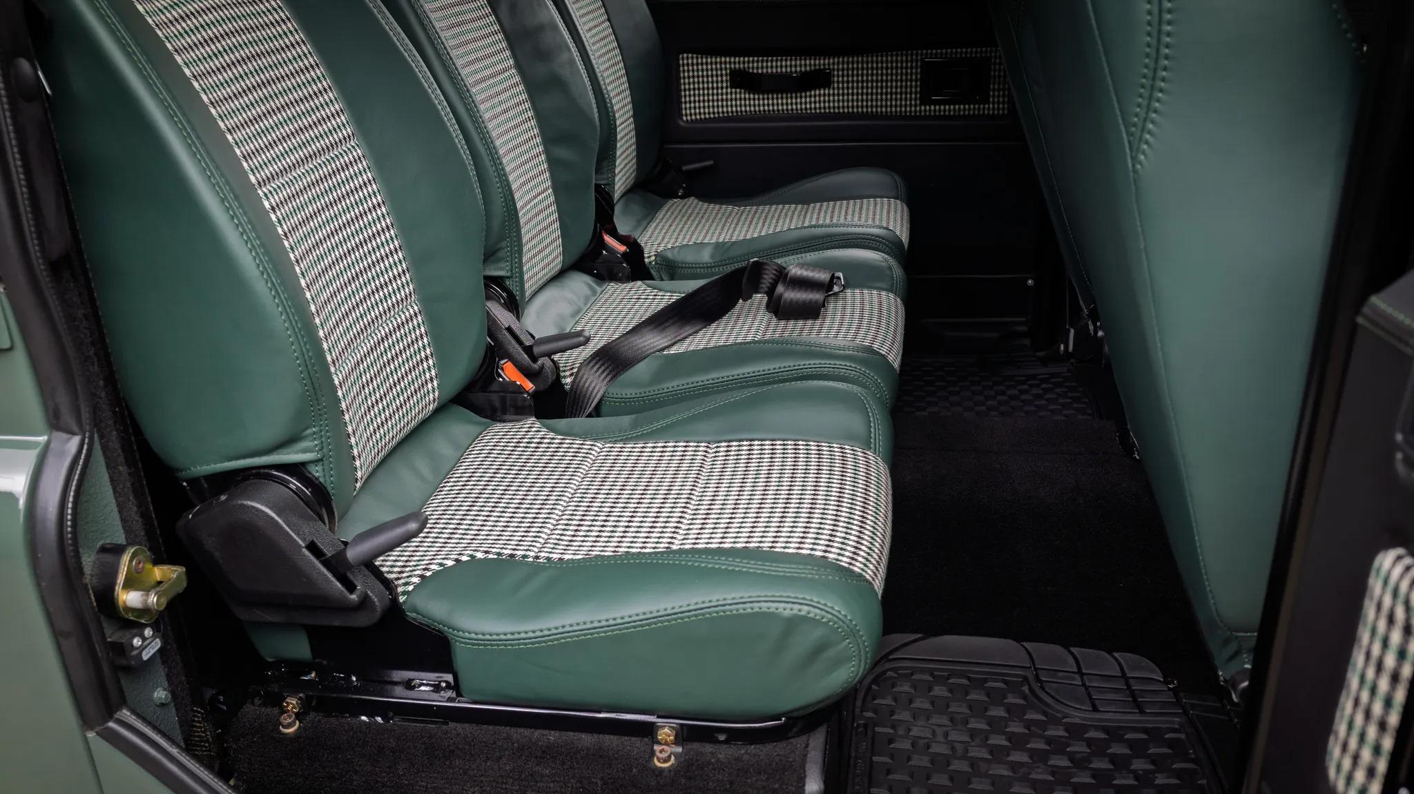 1987 Land Rover Defender