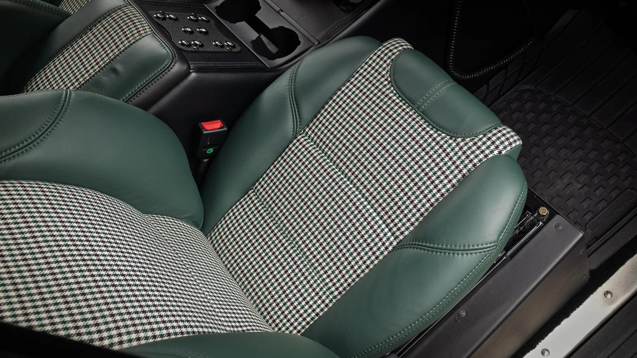 1987 Land Rover Defender