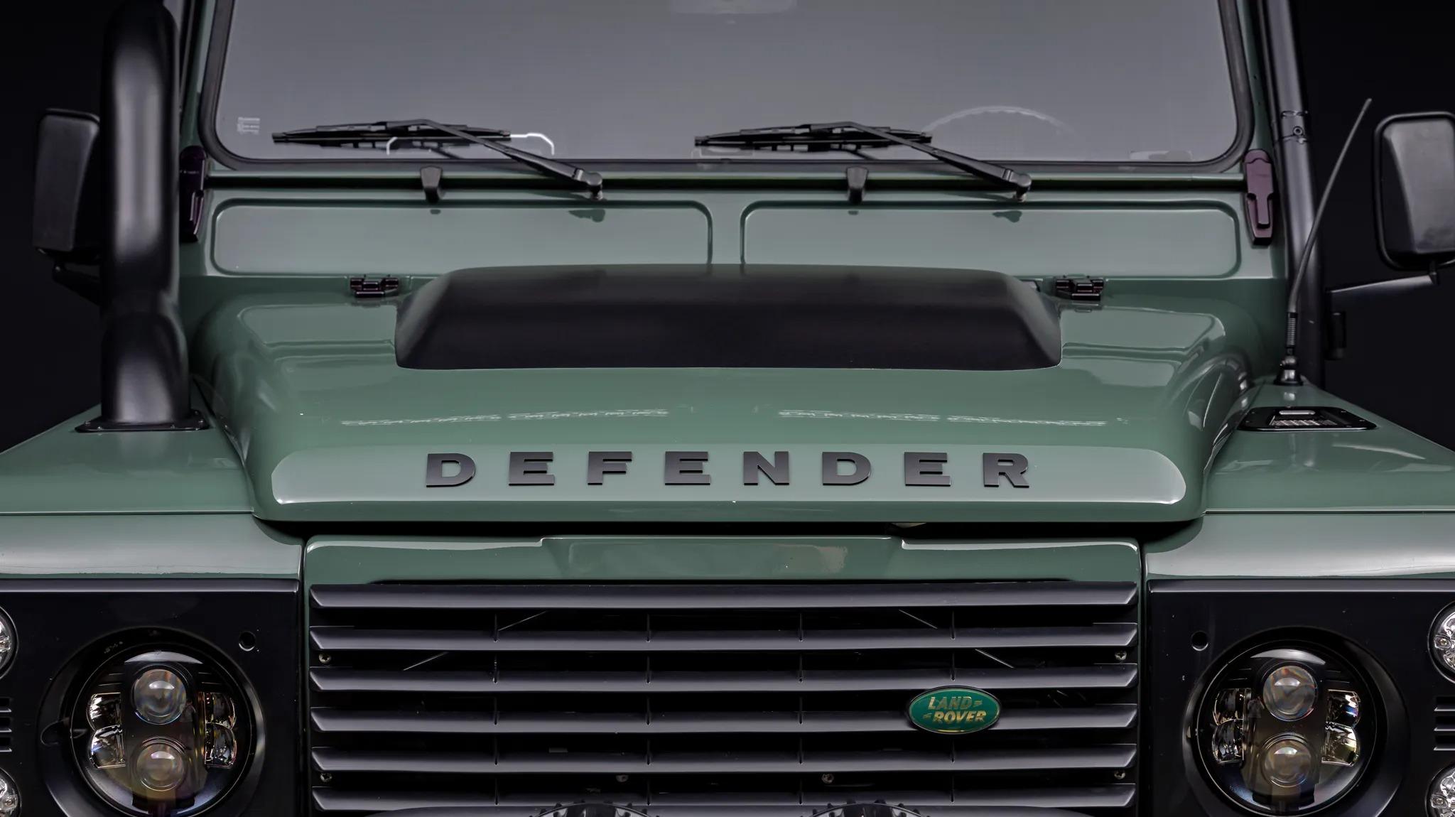1987 Land Rover Defender