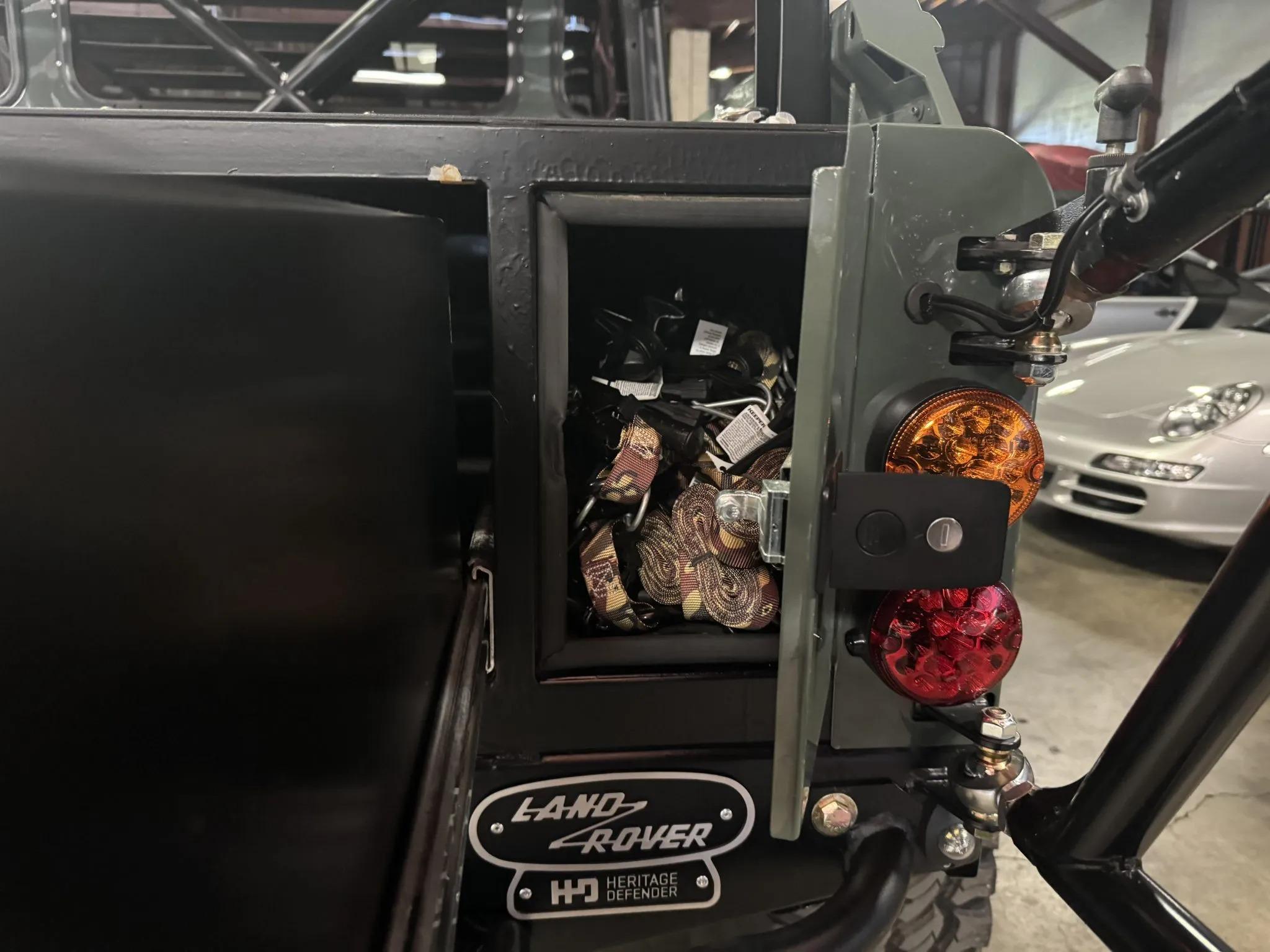 1987 Land Rover Defender