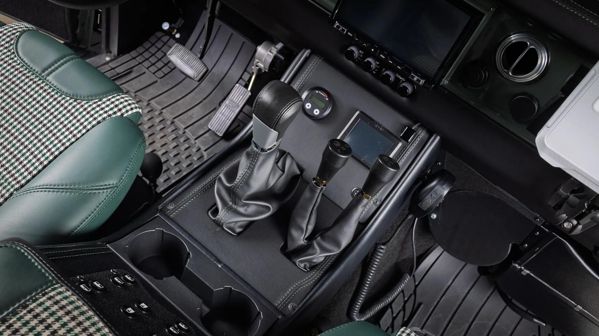 1987 Land Rover Defender