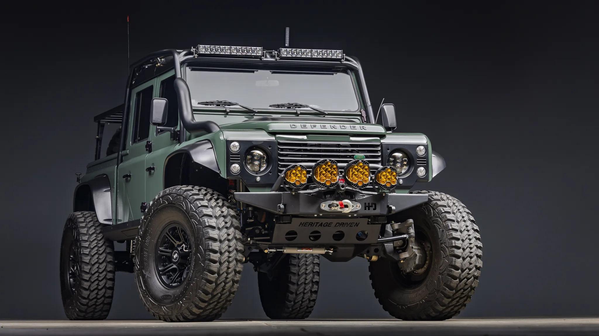 1987 Land Rover Defender - 3