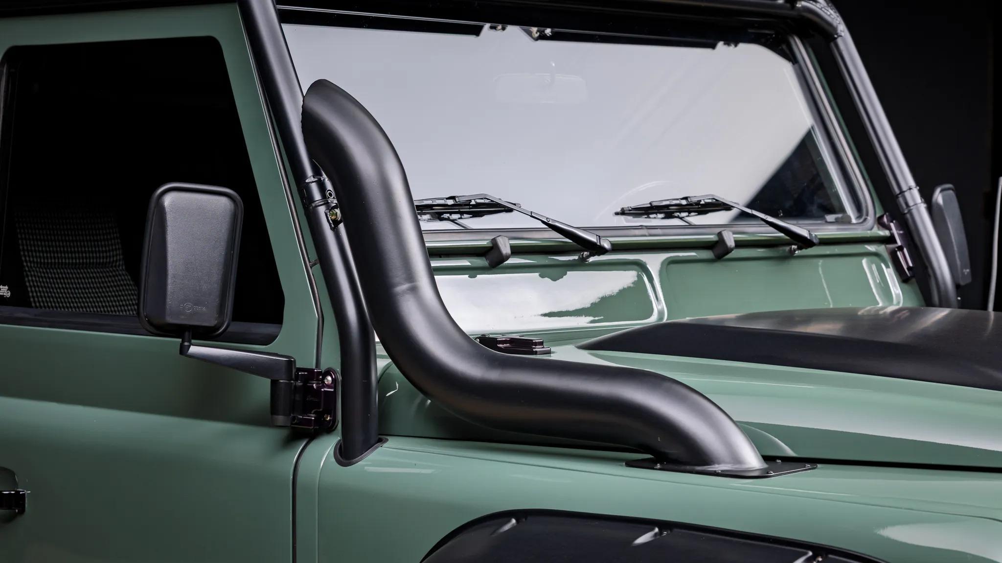 1987 Land Rover Defender