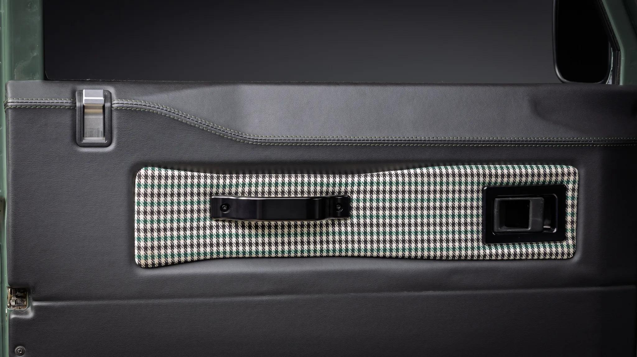 1987 Land Rover Defender