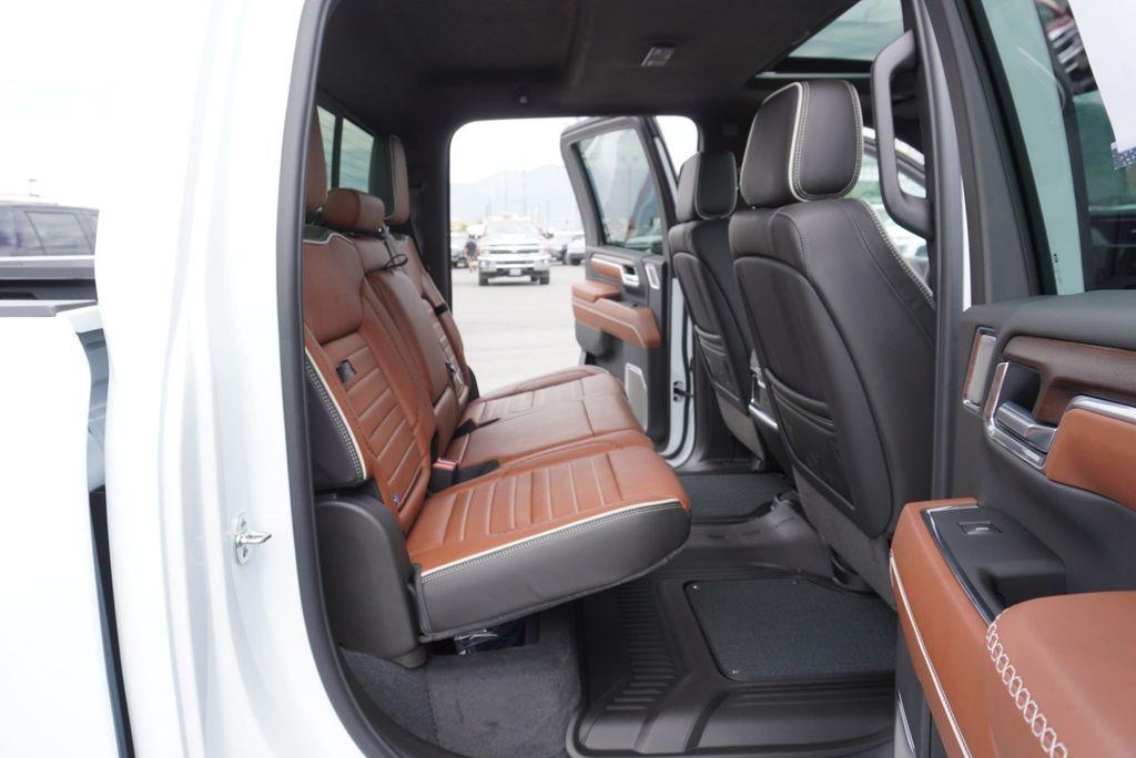 2025 GMC Sierra 3500HD Denali