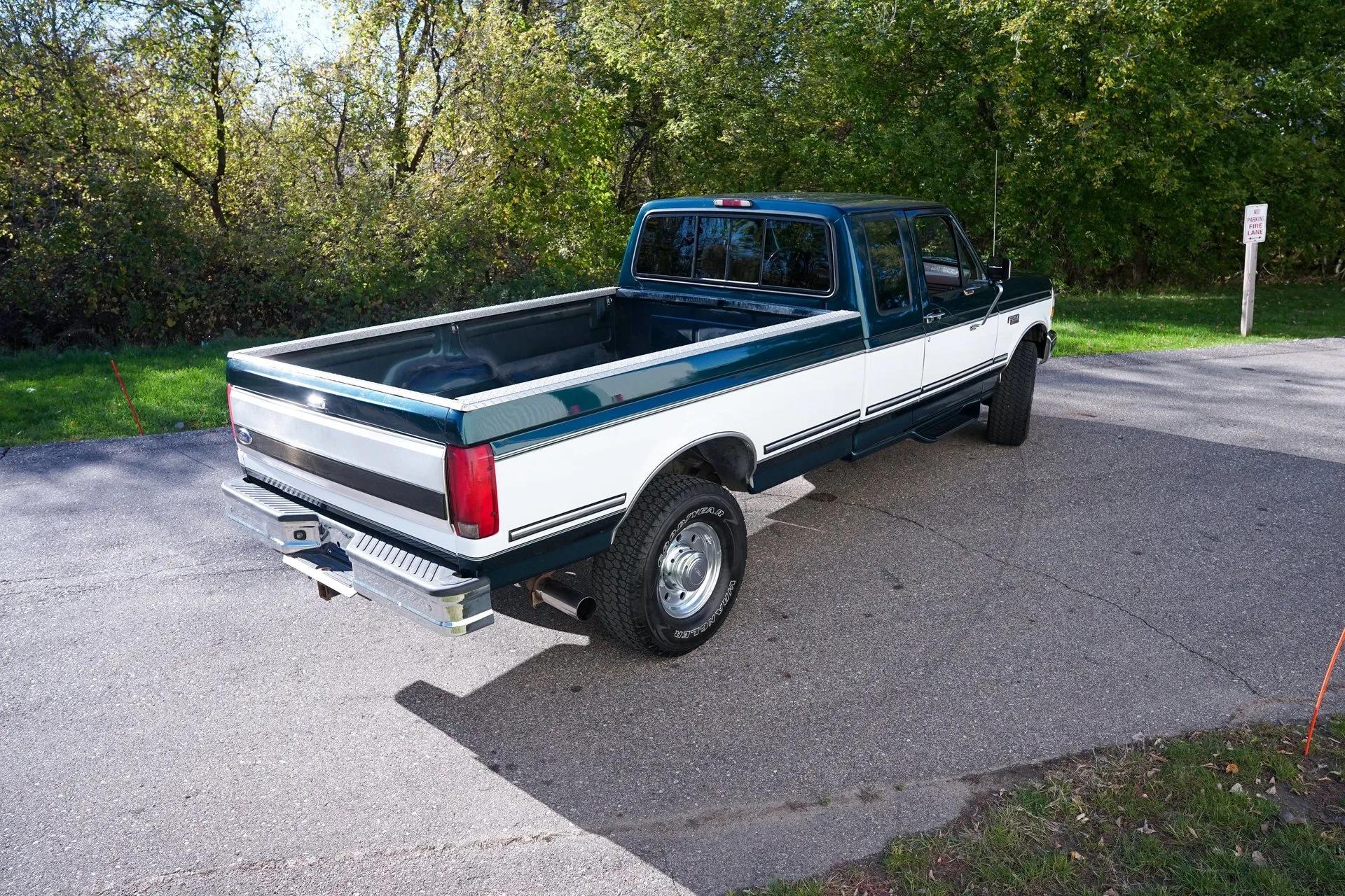 1995 Ford F-250 XLT 4x4 - 4