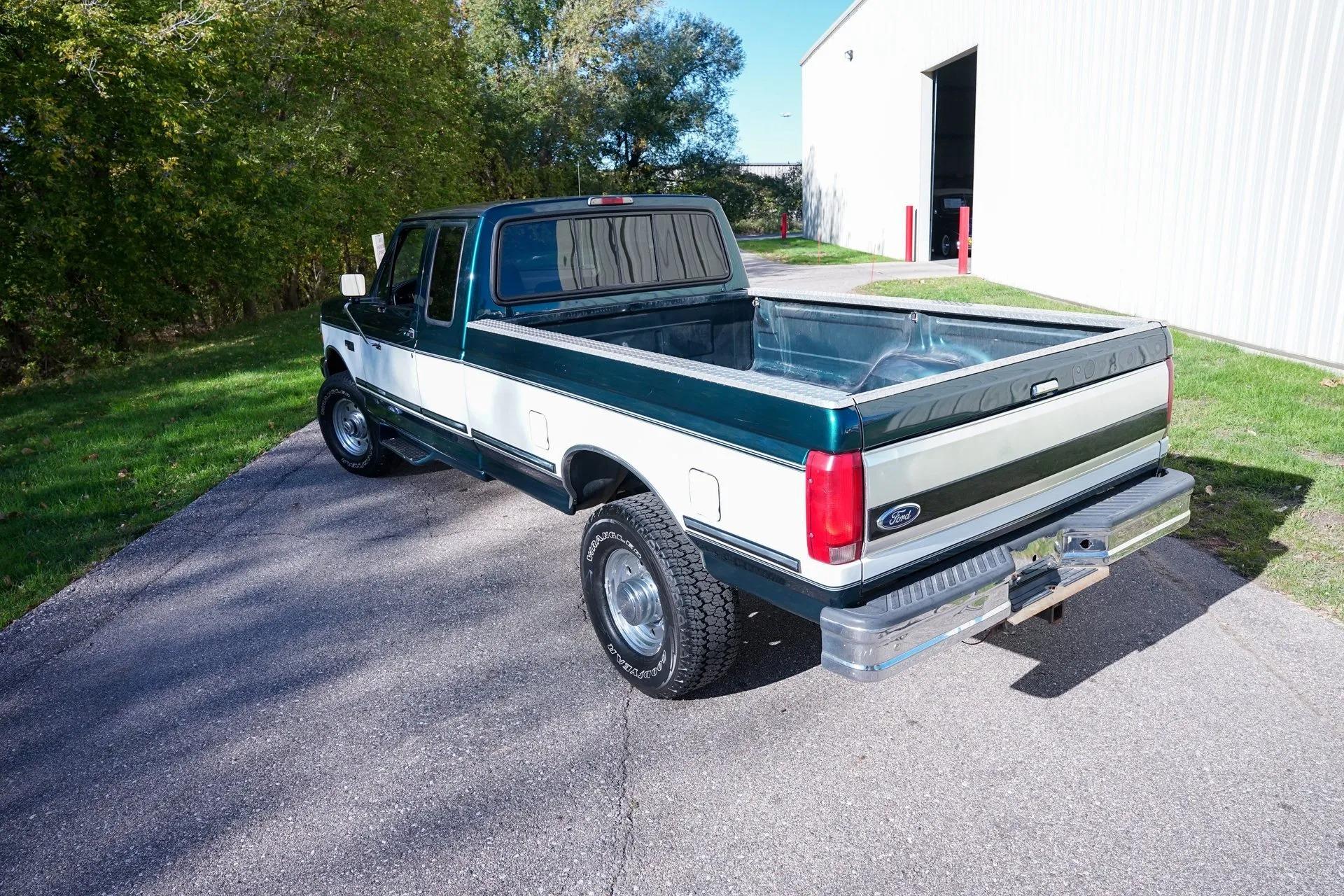 1995 Ford F-250 XLT 4x4 - 3