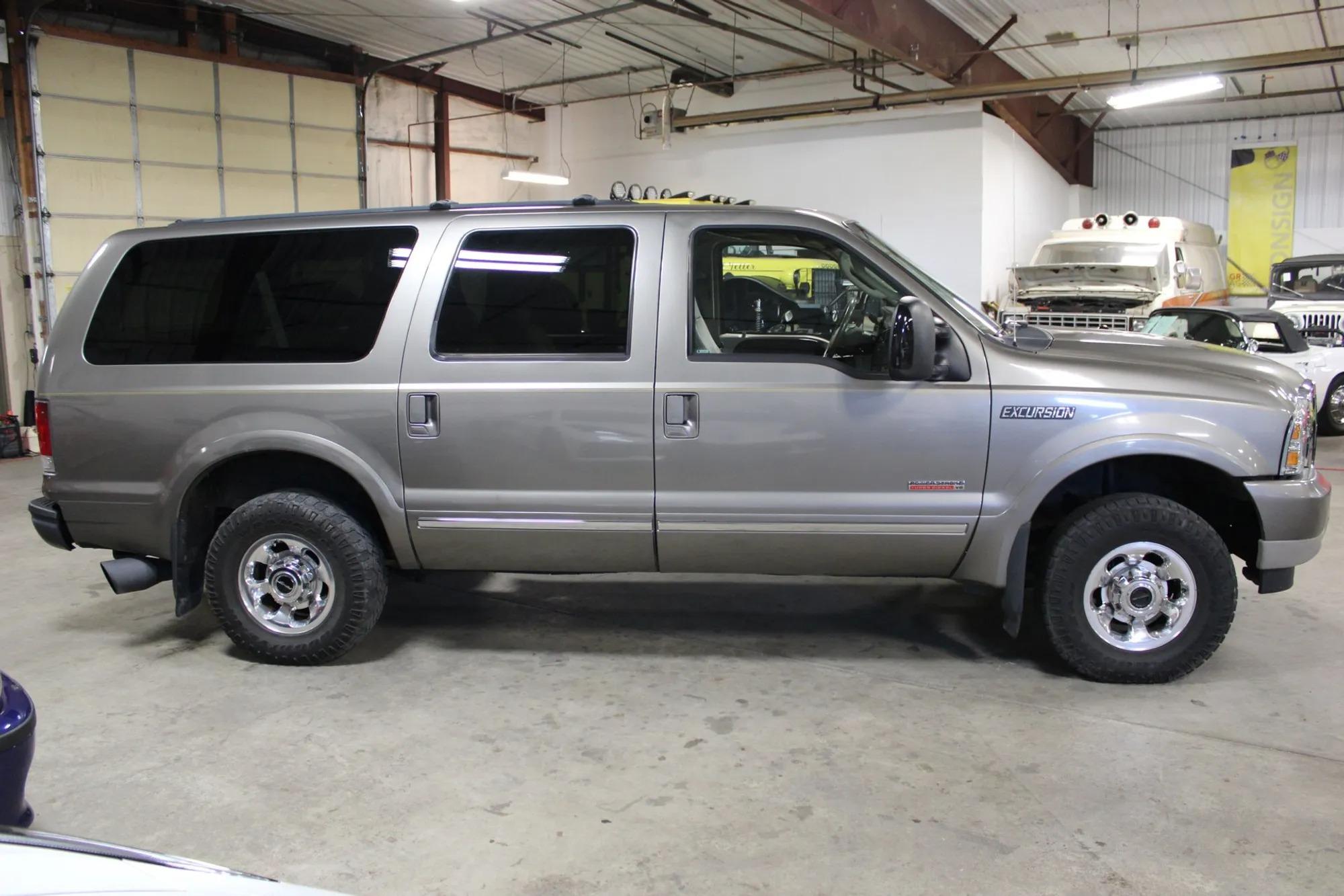 2004 Ford Excursion Limited