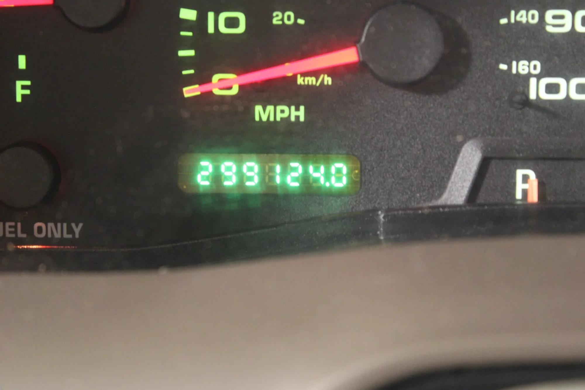 2004 Ford Excursion Limited