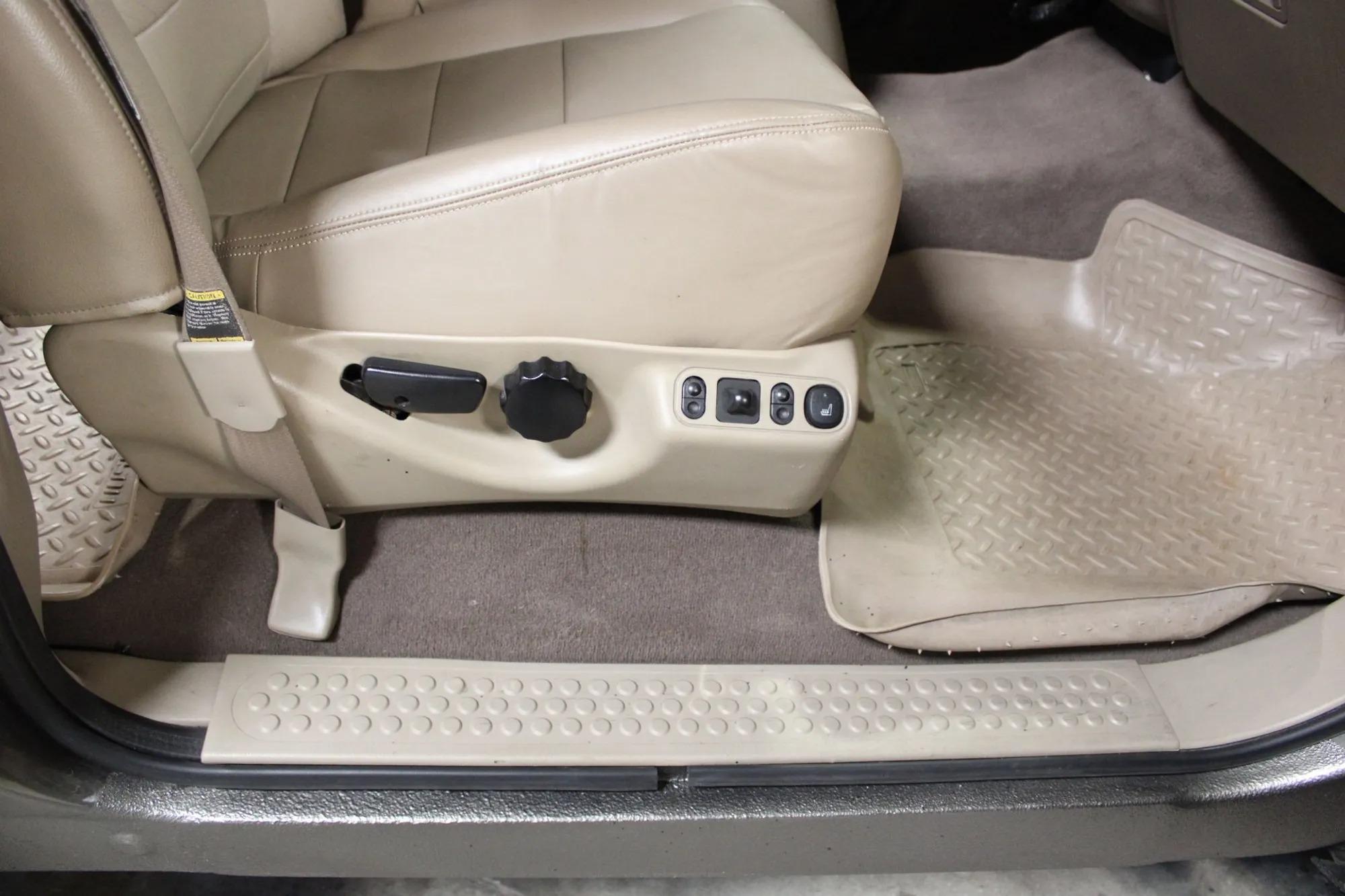 2004 Ford Excursion Limited