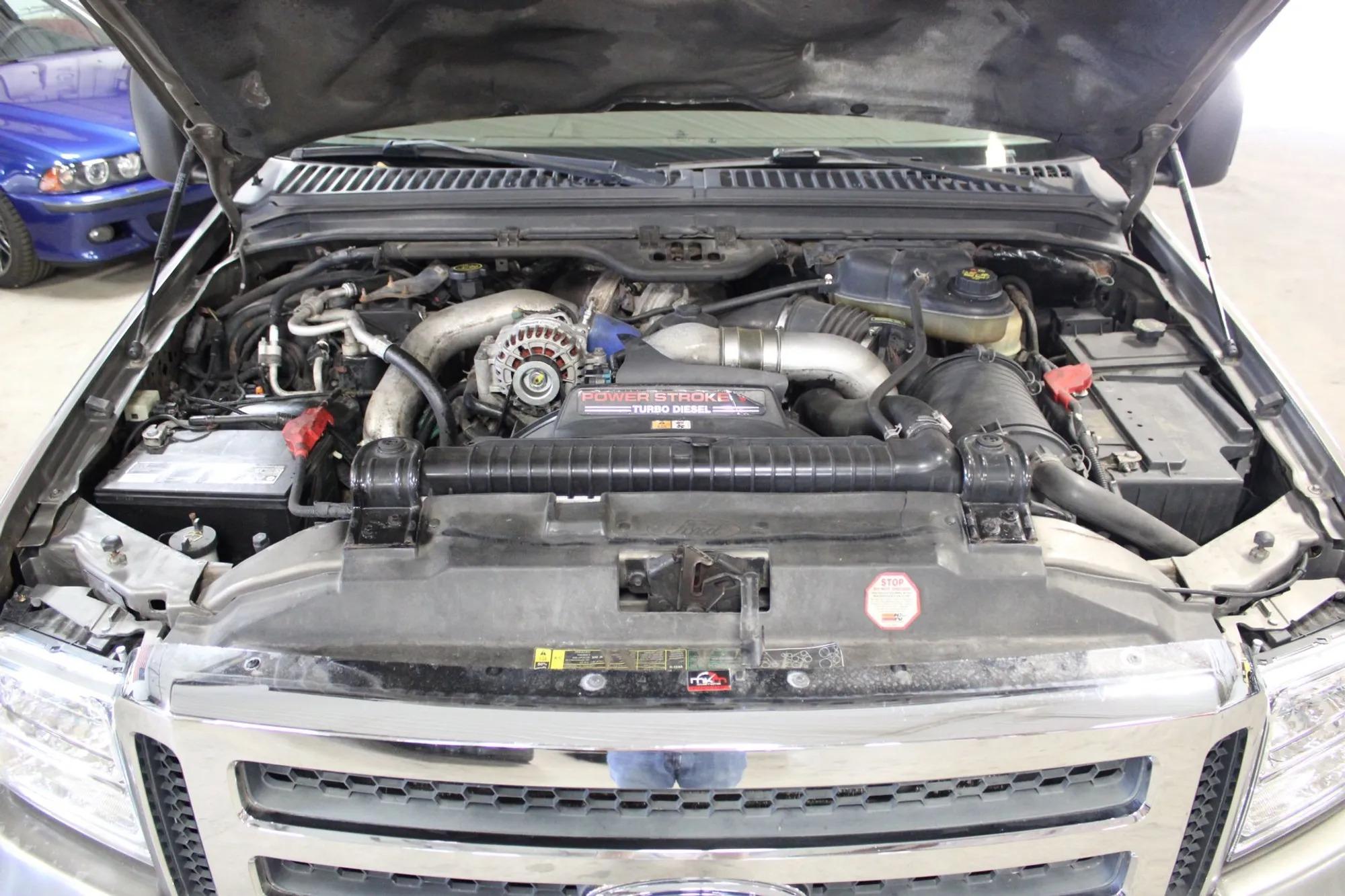 2004 Ford Excursion Limited