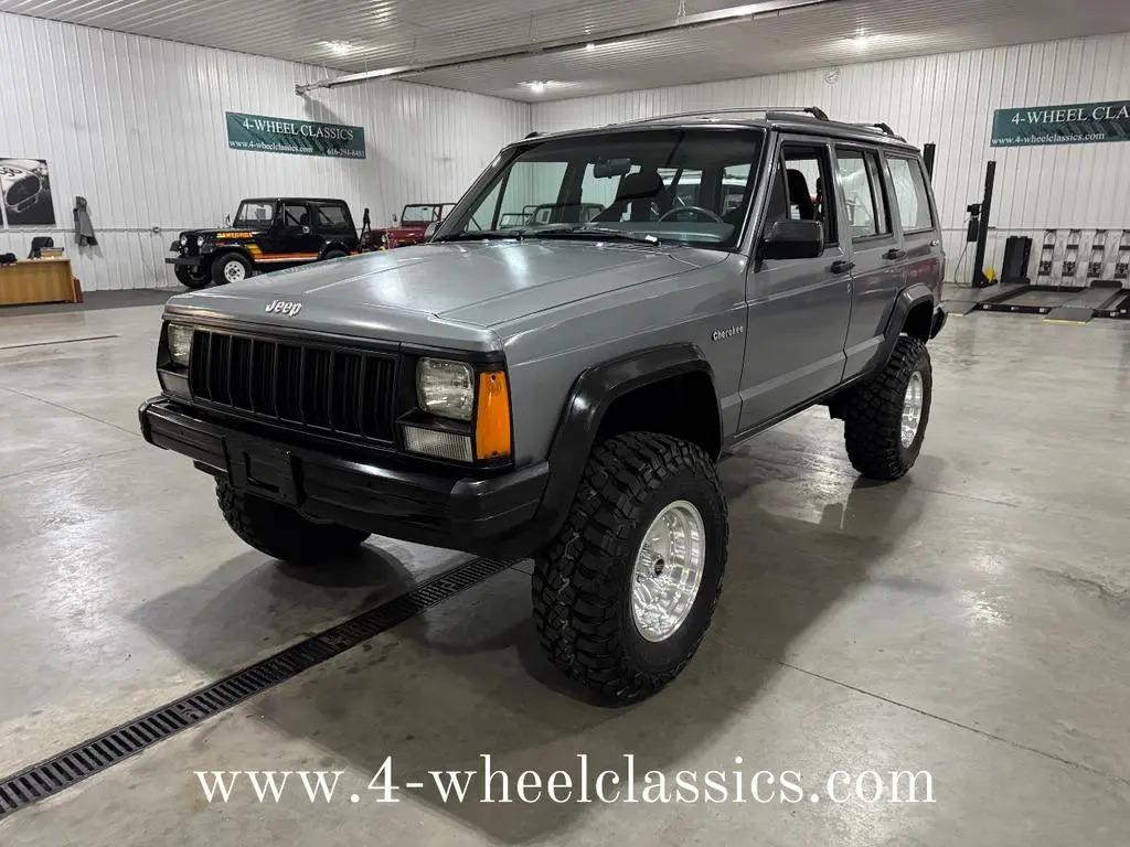  Jeep Cherokee