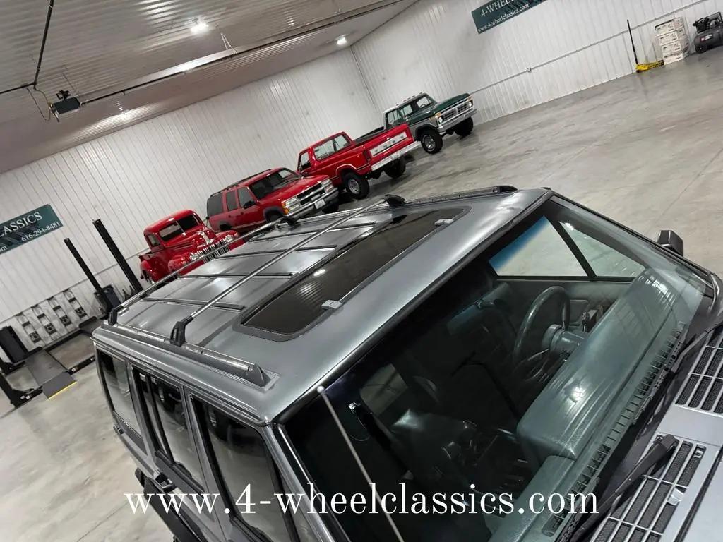 1992 Jeep Cherokee Sport