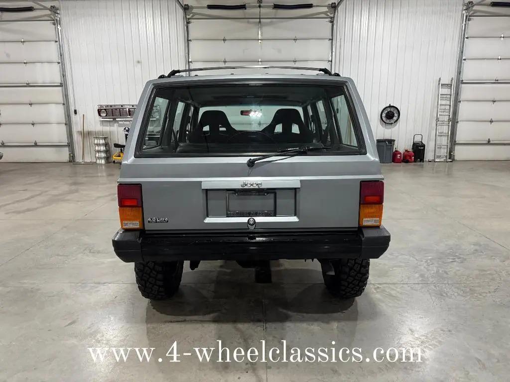 1992 Jeep Cherokee Sport