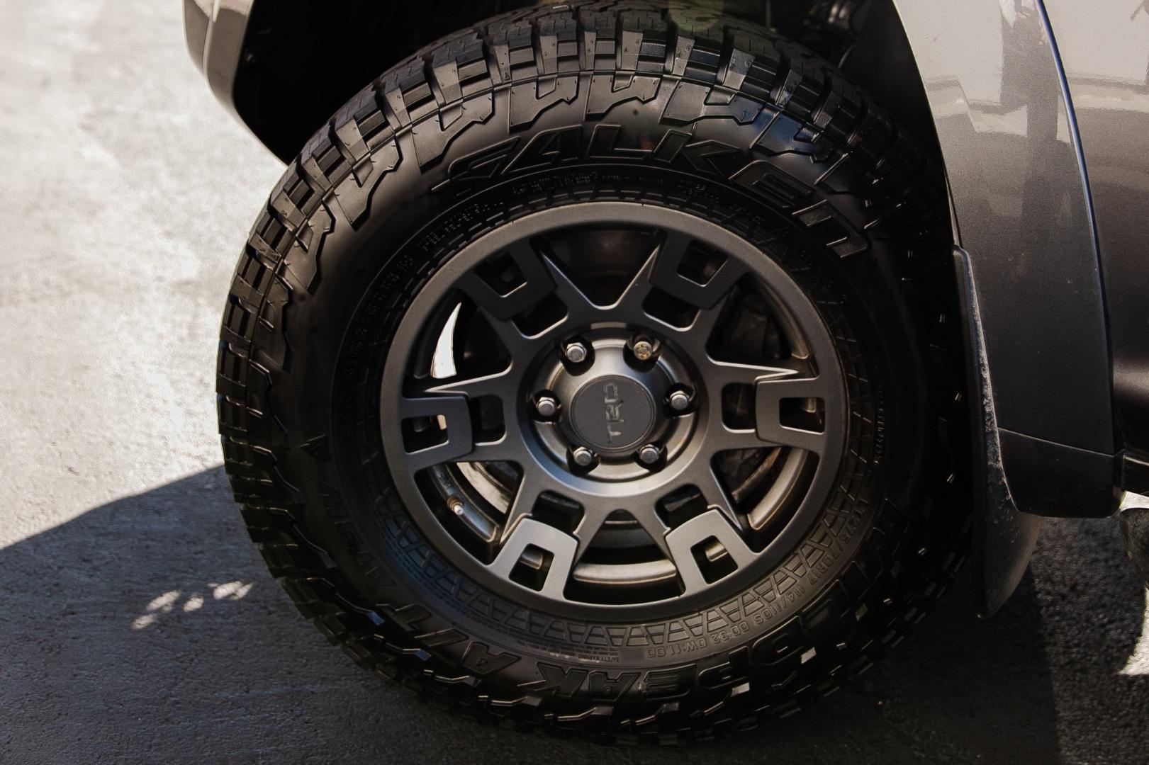 2020 Toyota 4Runner Venture