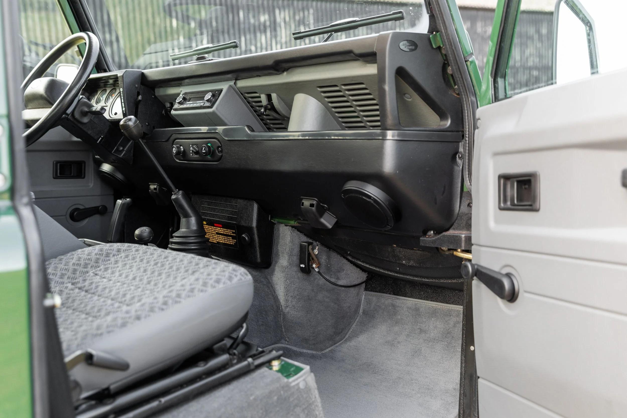 Td5-Powered 2000 Land Rover Defender 110