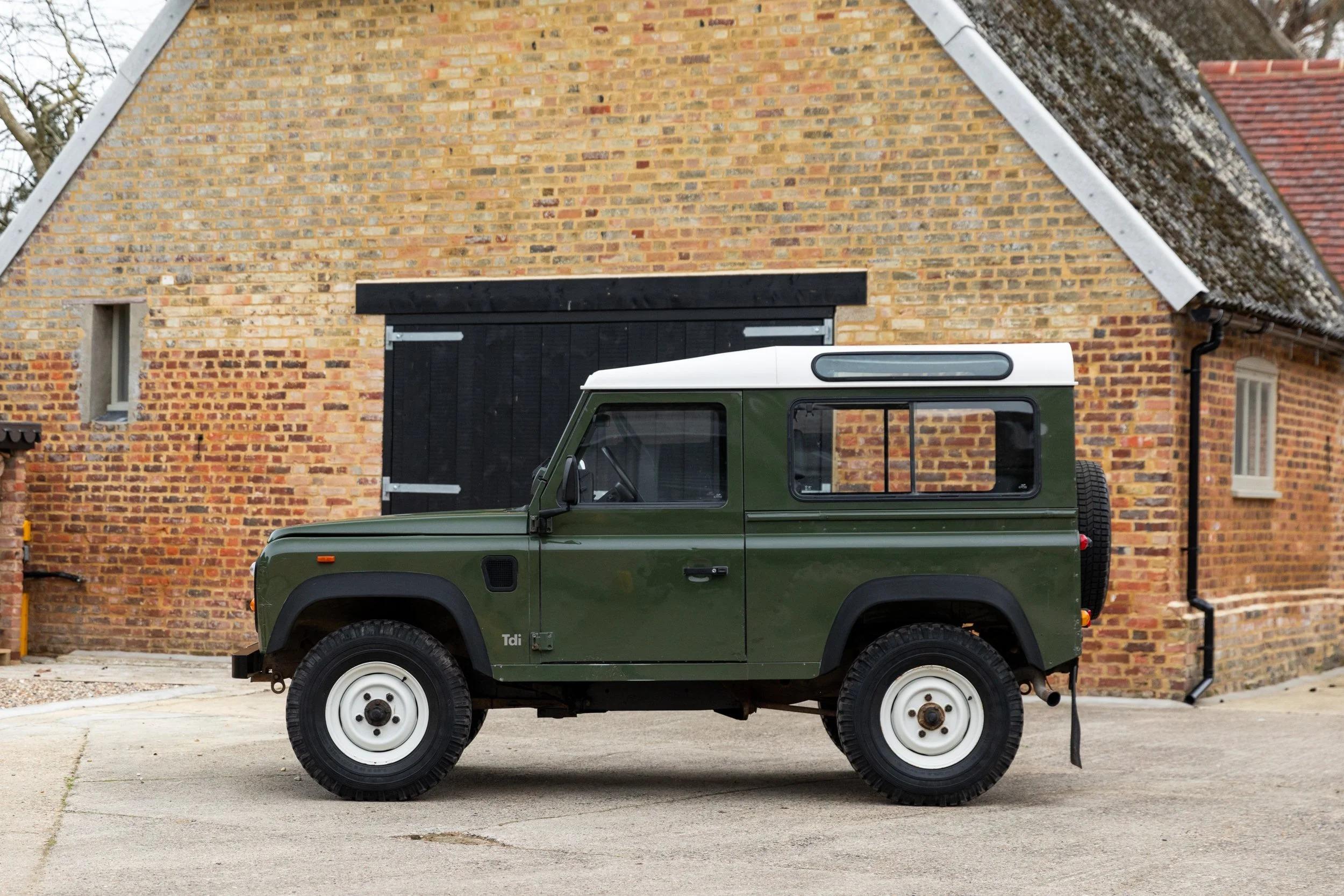 1993 Land Rover Defender 90 - 2
