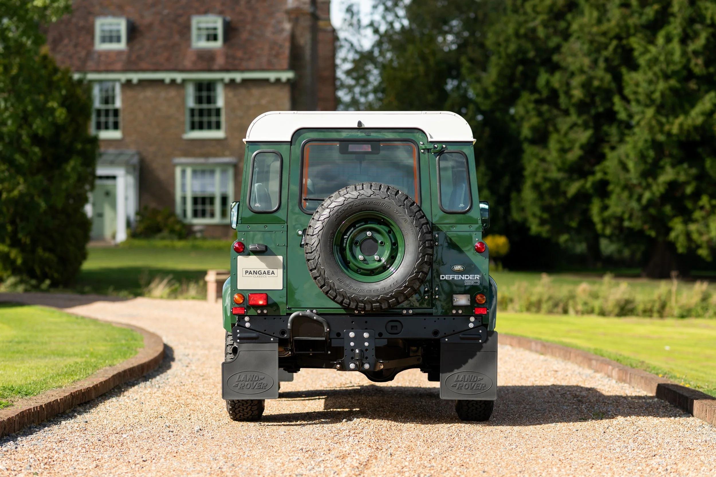2000 Land Rover Defender 90
