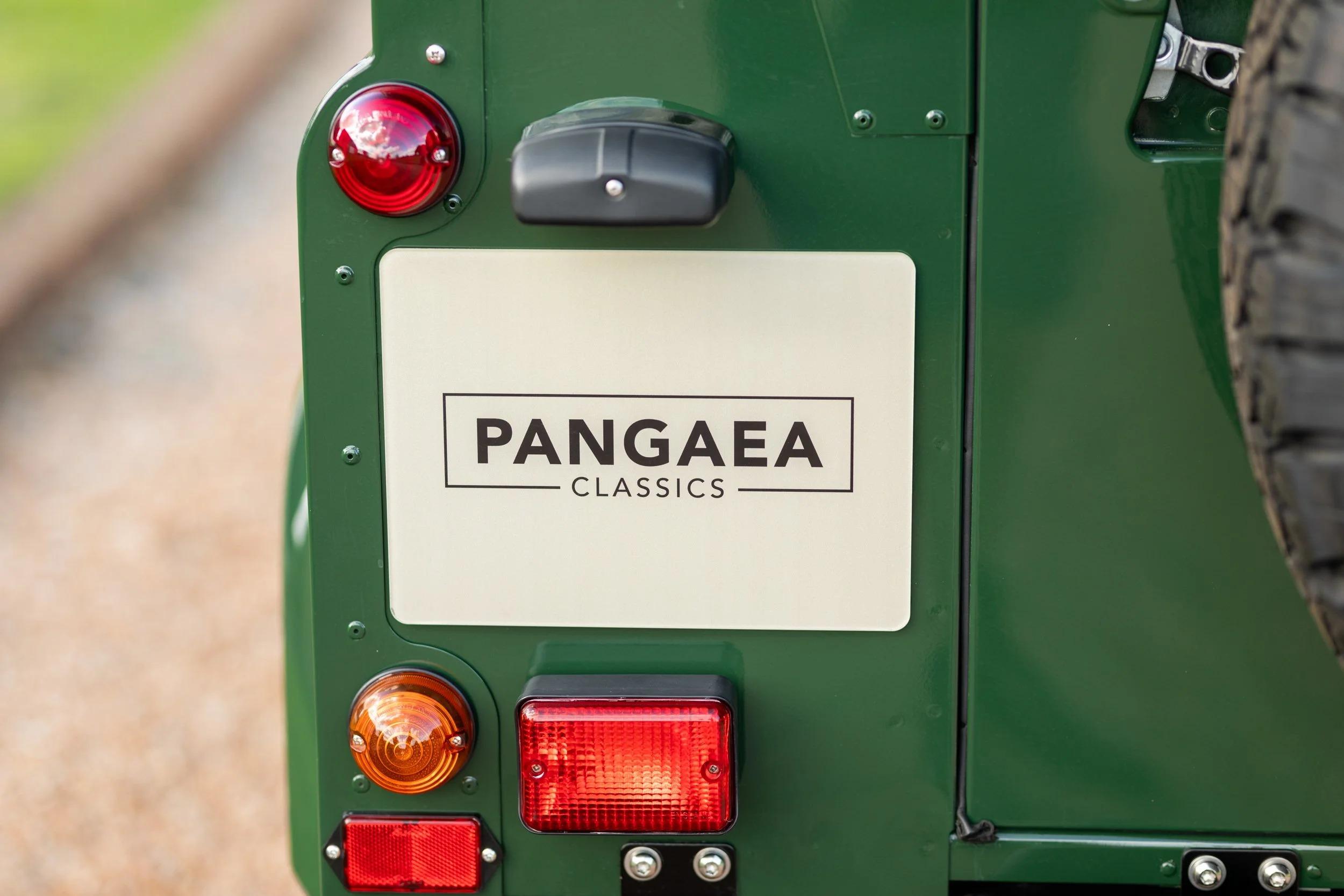 2000 Land Rover Defender 90