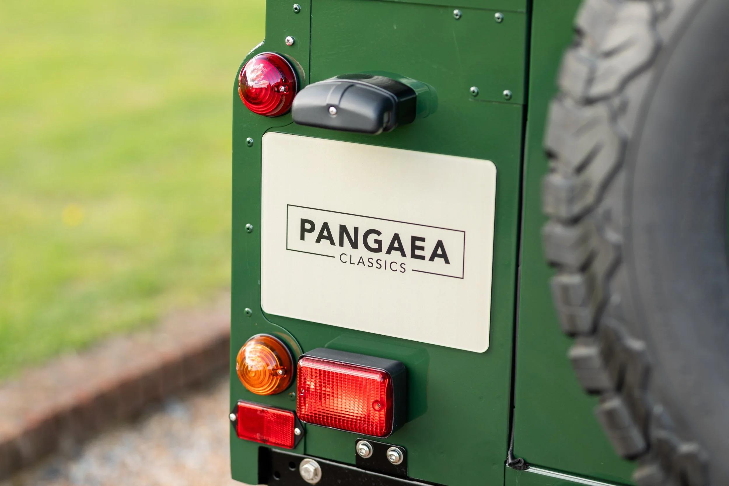 2000 Land Rover Defender 90