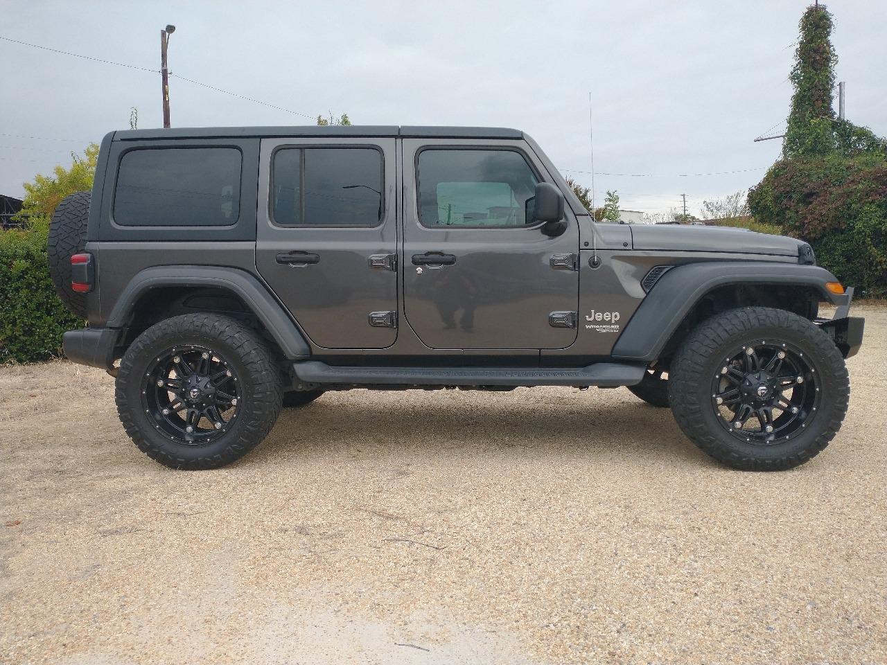 2018 Jeep Wrangler Unlimited Sport  S