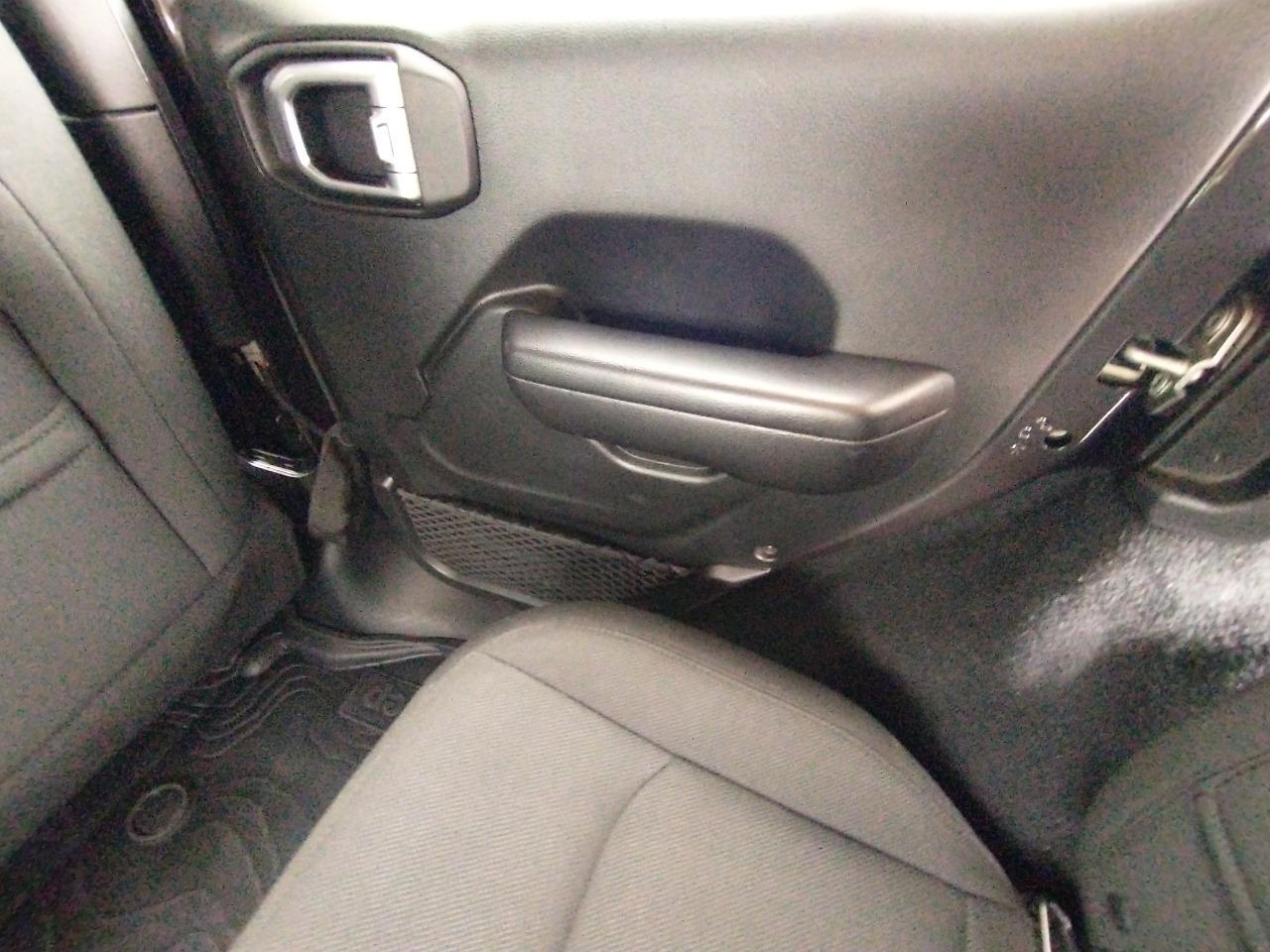 2018 Jeep Wrangler Unlimited Sport  S