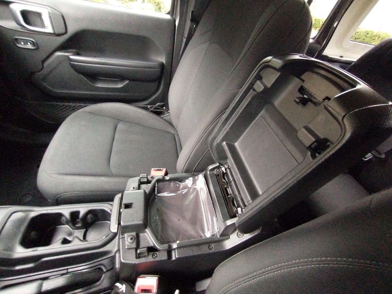 2018 Jeep Wrangler Unlimited Sport  S