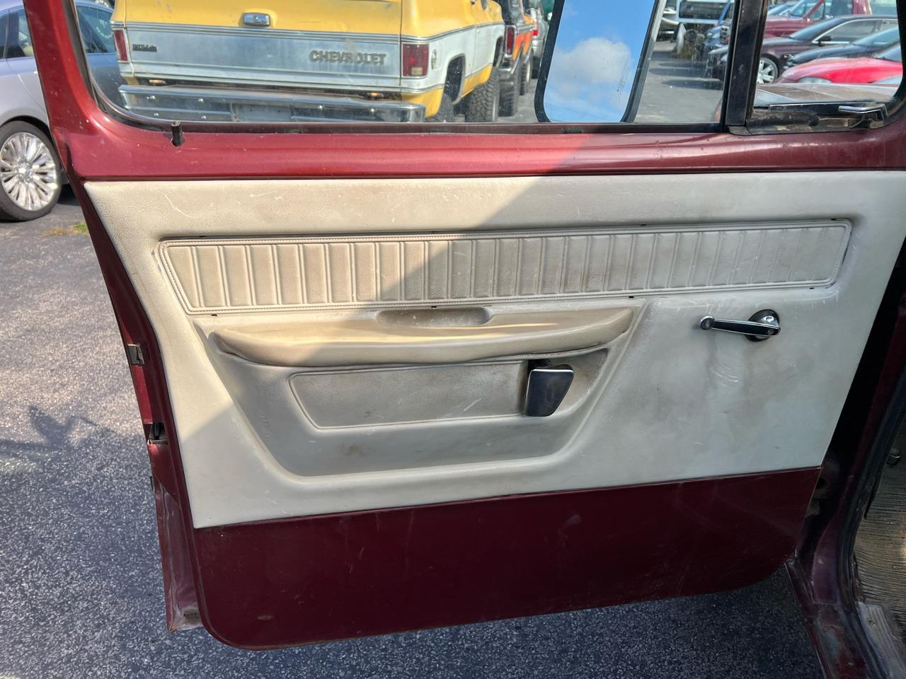 1975 Dodge W100 Power Wagon Adventurer